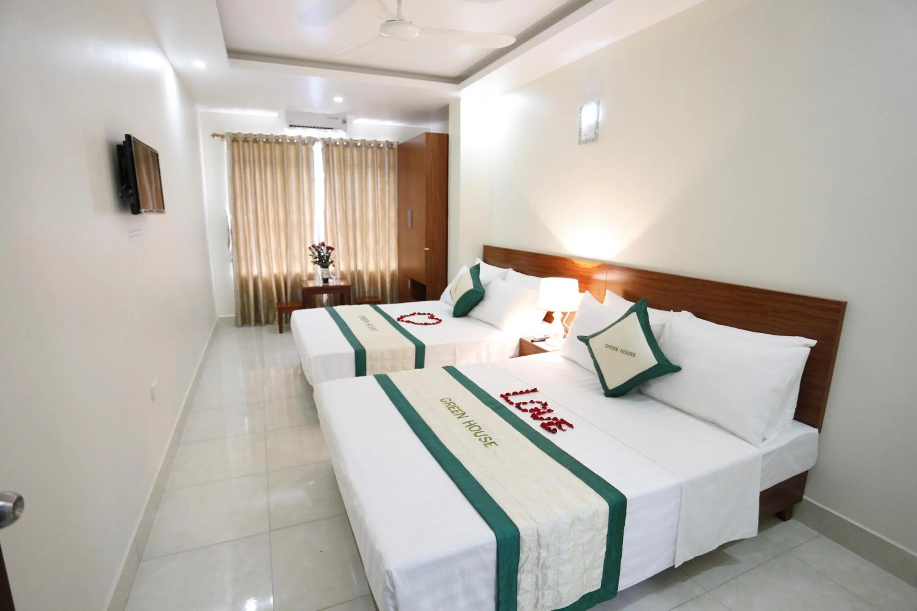 Bed in catba sunrise hotel