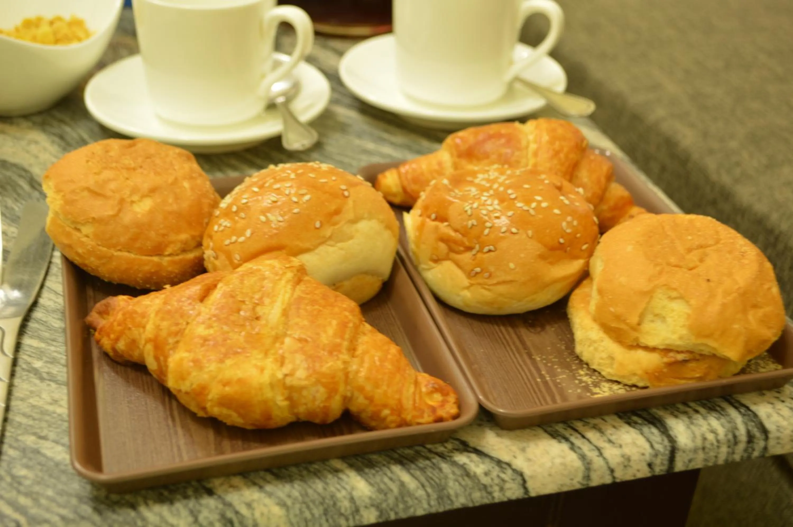 Breakfast in Intellectual Suites - Spring North Ph7 Bahria Town