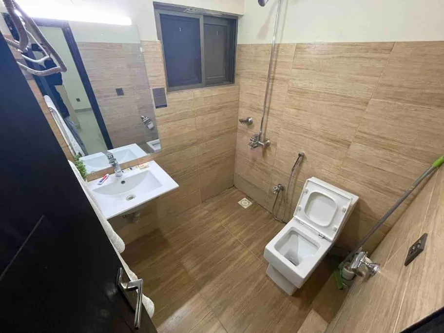 Intellectual Suites - Spring North Ph7 Bahria Town