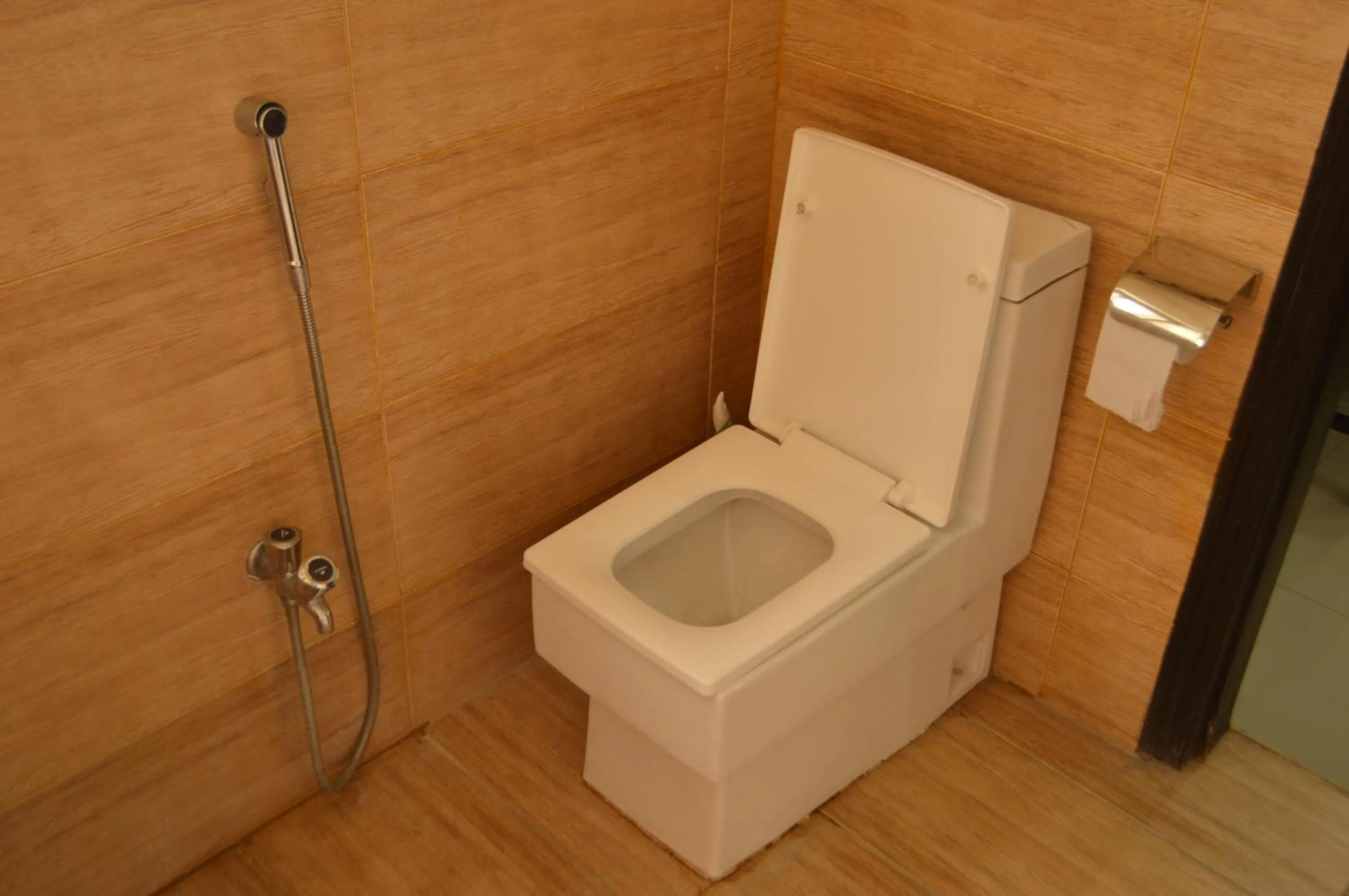 Bathroom in Intellectual Suites - Spring North Ph7 Bahria Town
