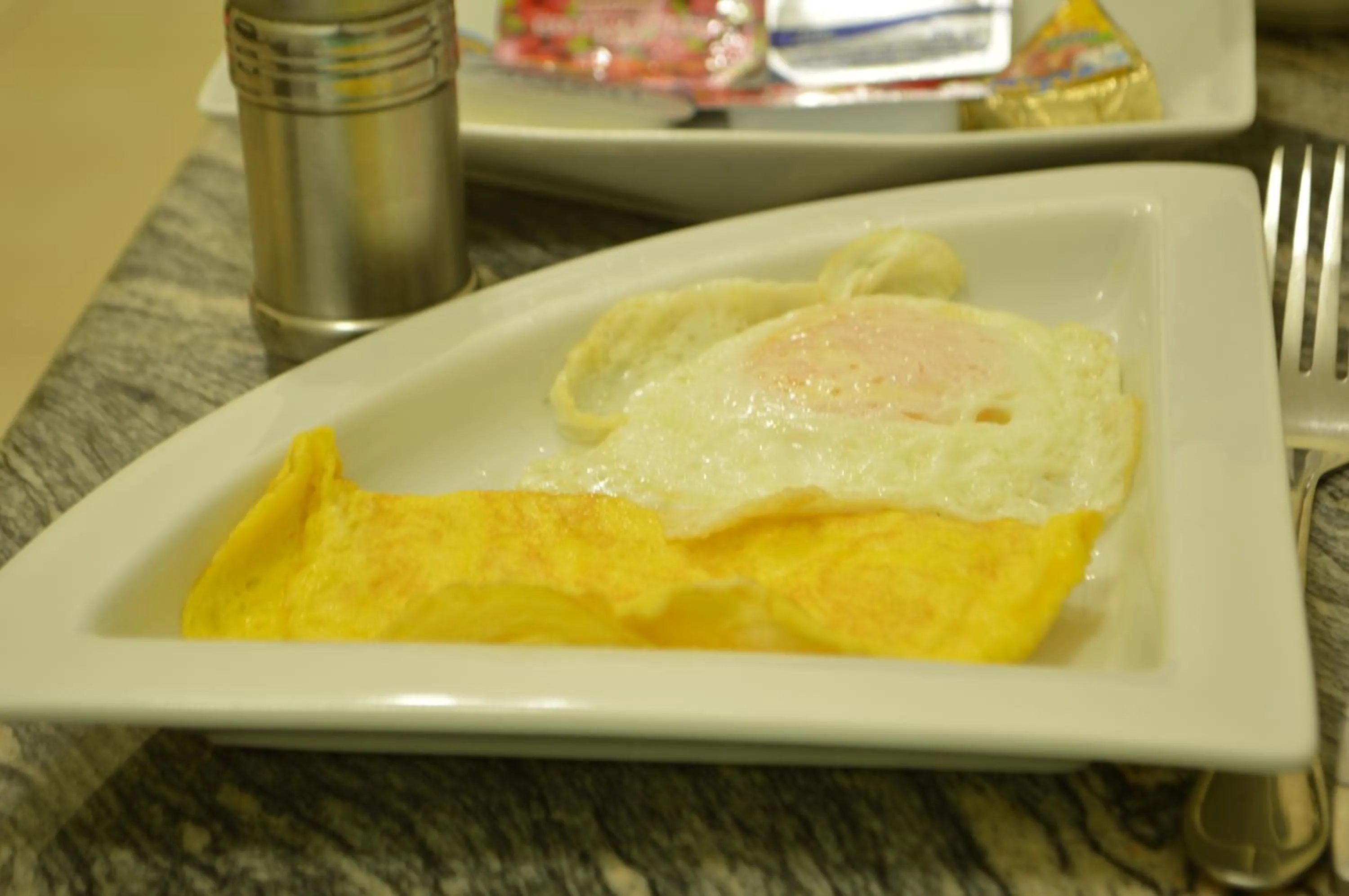 Breakfast in Intellectual Suites - Spring North Ph7 Bahria Town