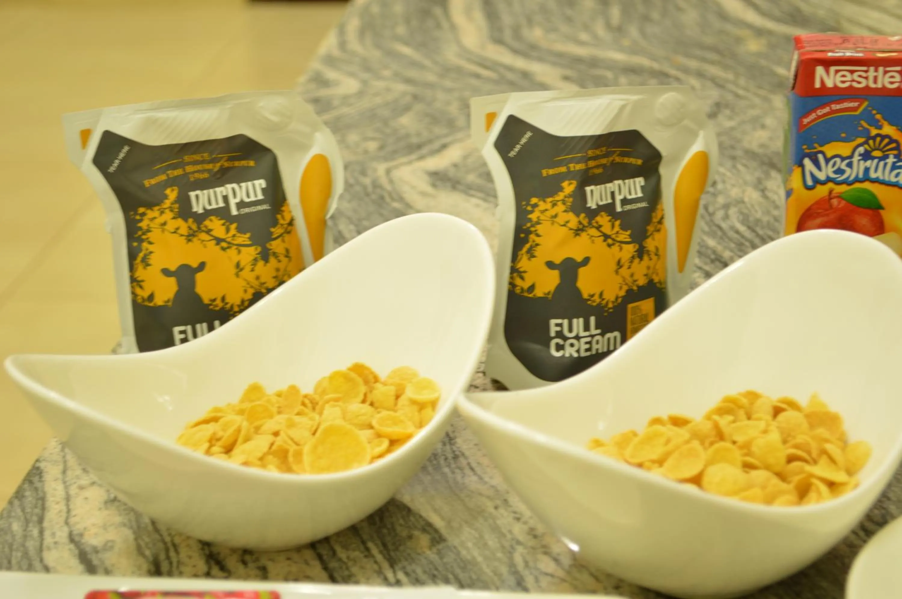 Breakfast in Intellectual Suites - Spring North Ph7 Bahria Town