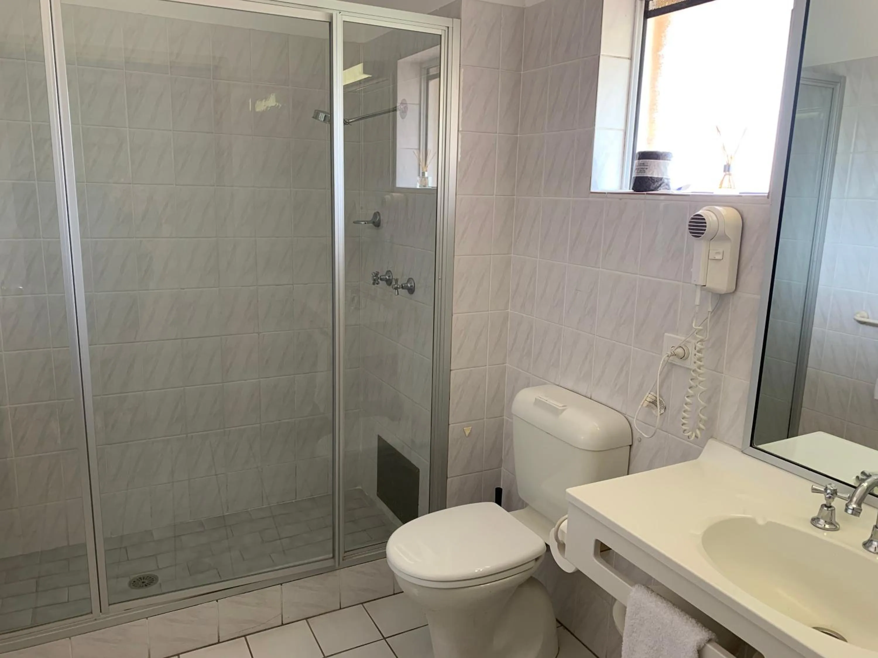 Bathroom in Ulladulla Harbour Motel