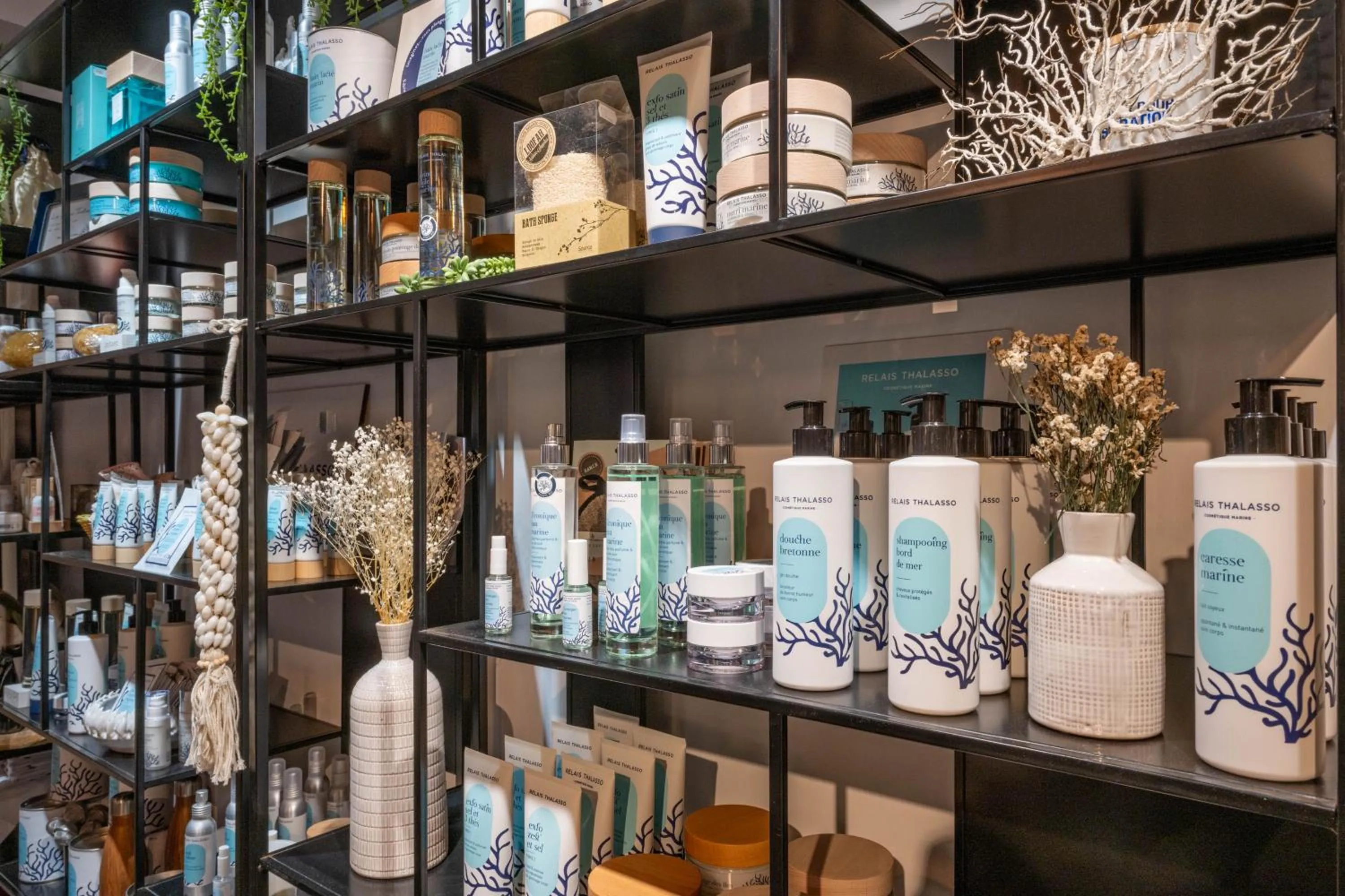 On-site shops in Hôtel Atalante - Relais Thalasso & Spa