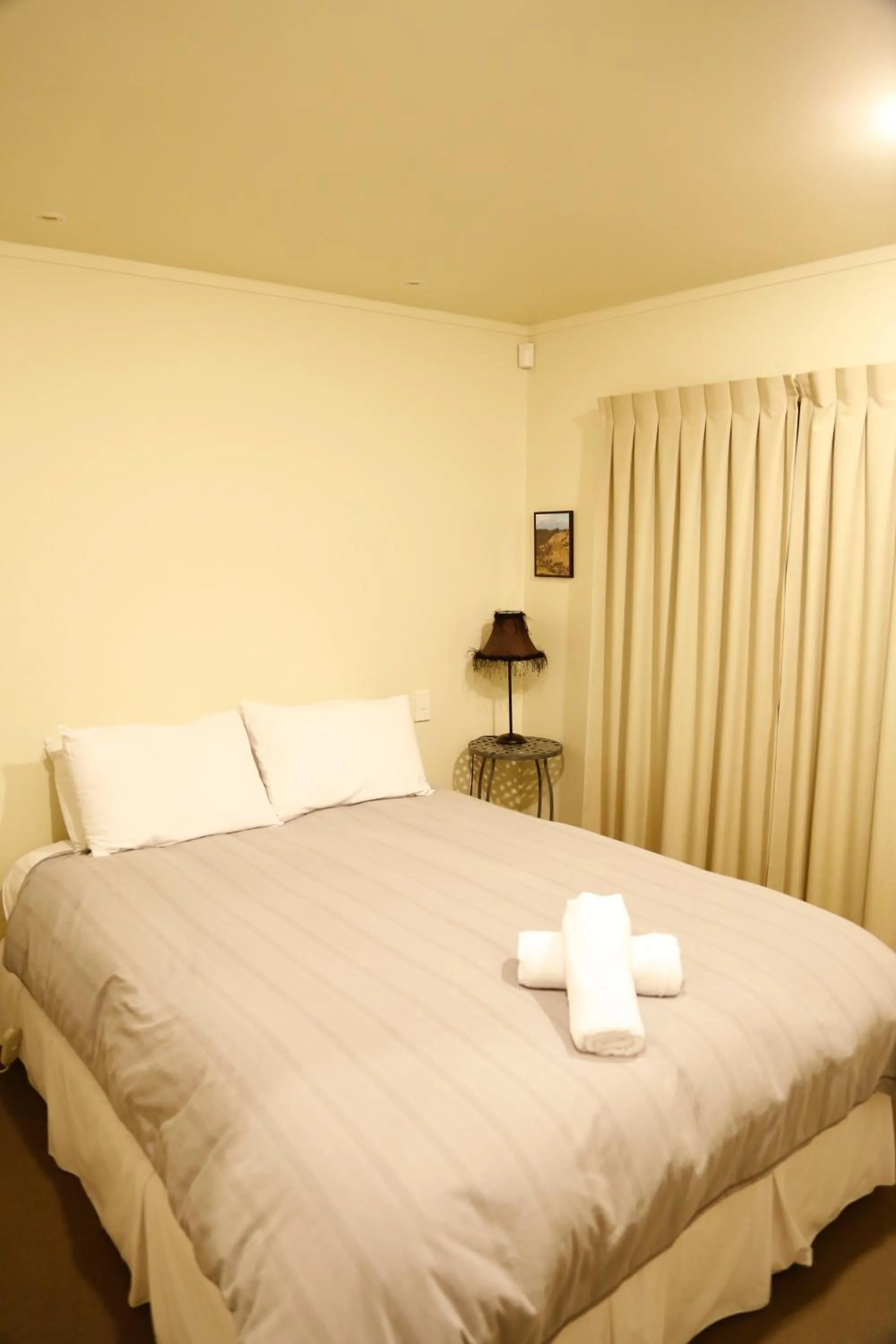 Photo of the whole room, Bed in Rocky Mountain Chalets Ohakune