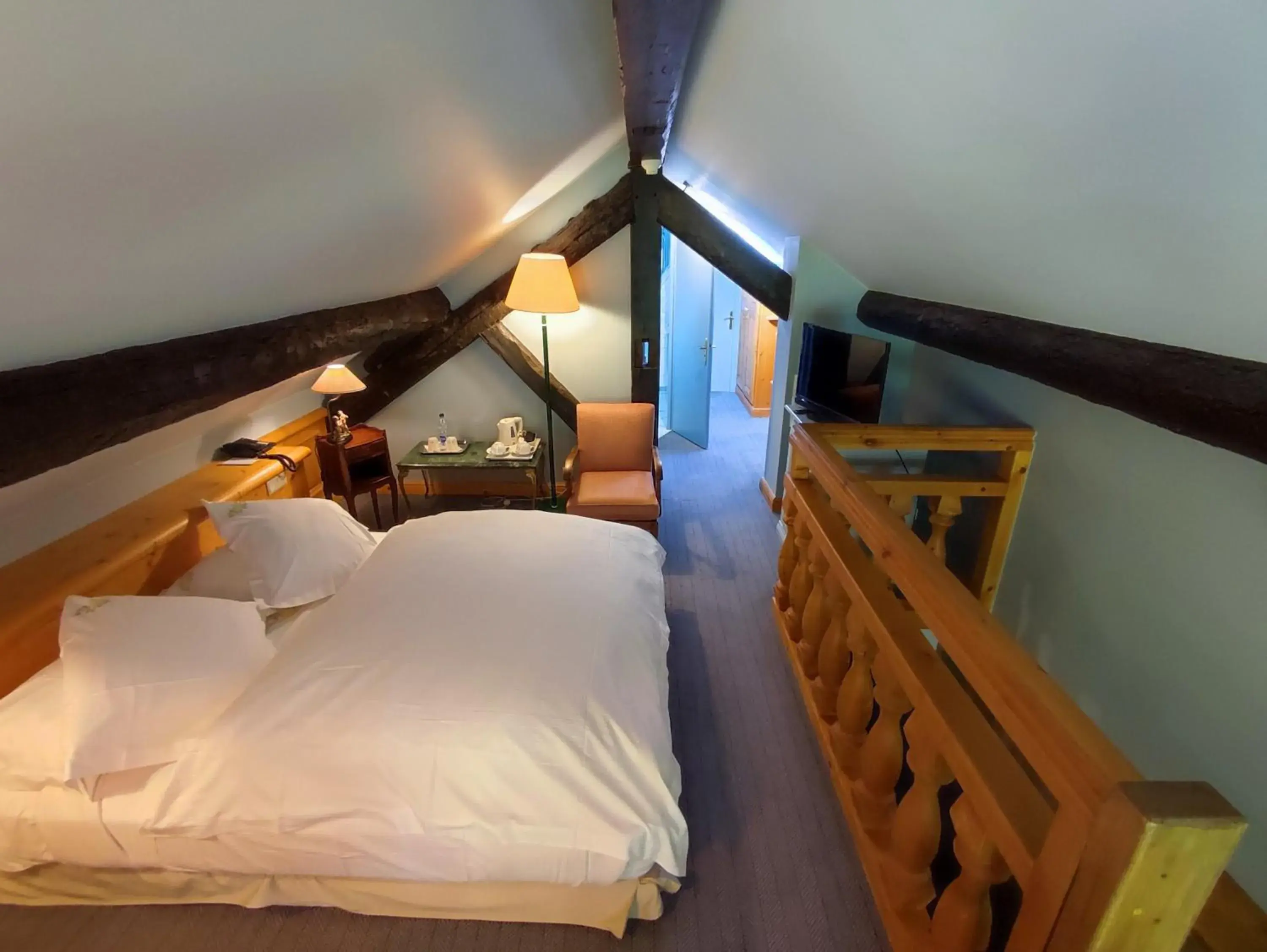 Chambre Double Mansardée in Le Manoir Au Lac Chambre Double Mansardée in Le Manoir Au Lac