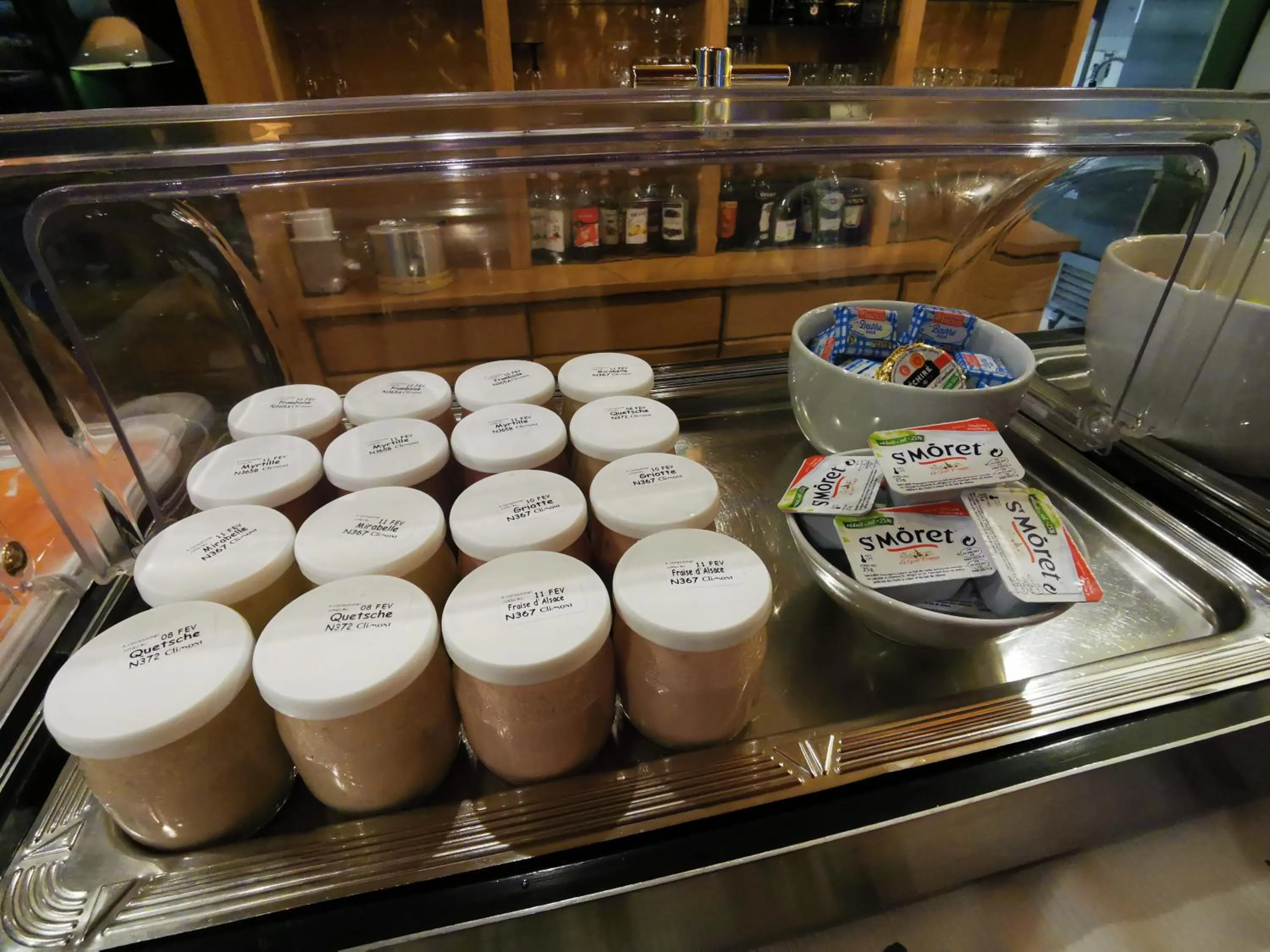 Breakfast in Le Manoir Au Lac