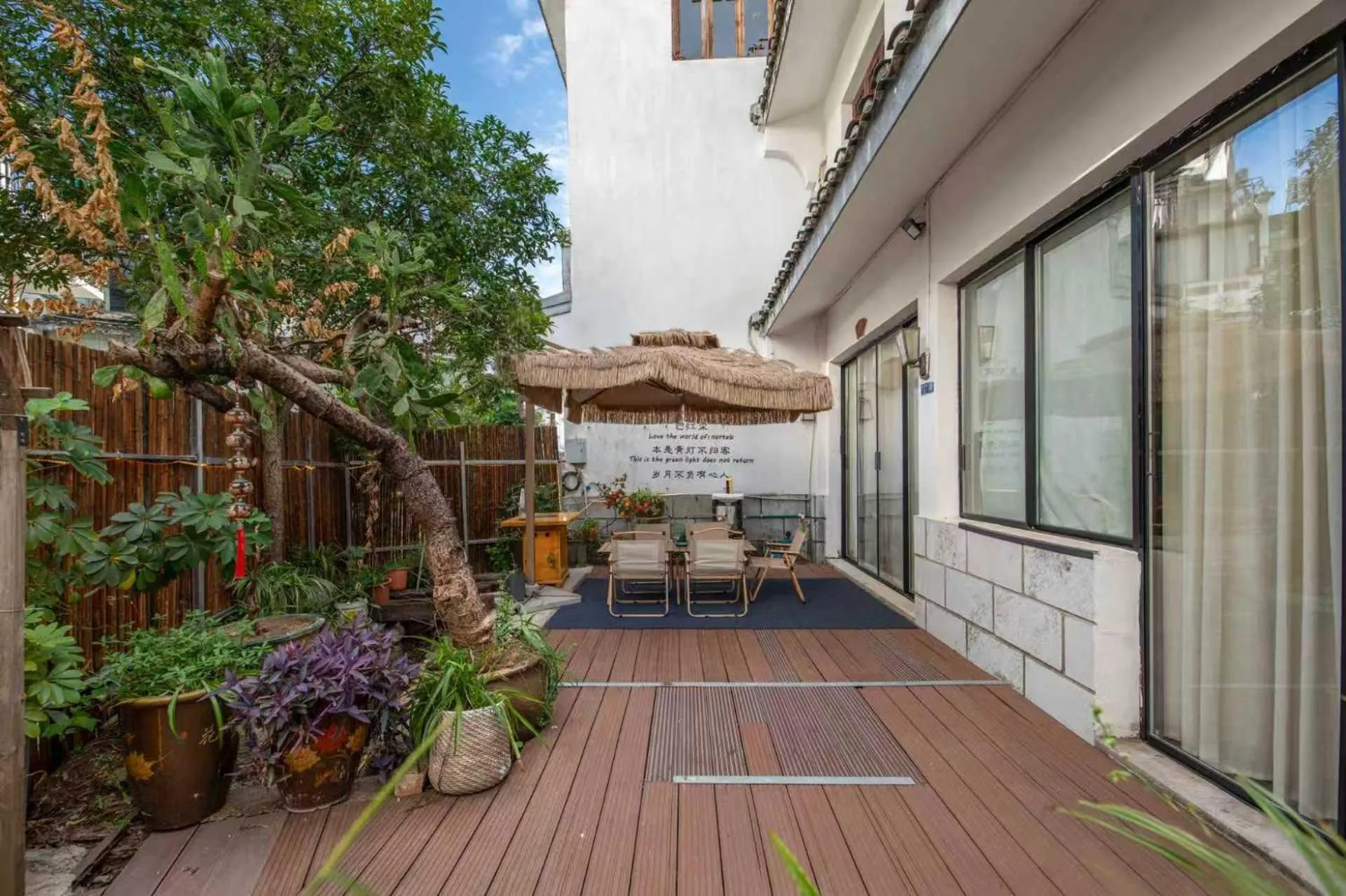 Secret Courtyard Resort Hotel