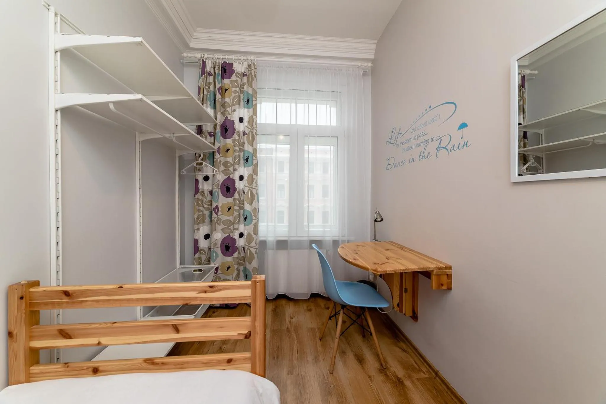 Photo of the whole room in Orange Cat Rooms