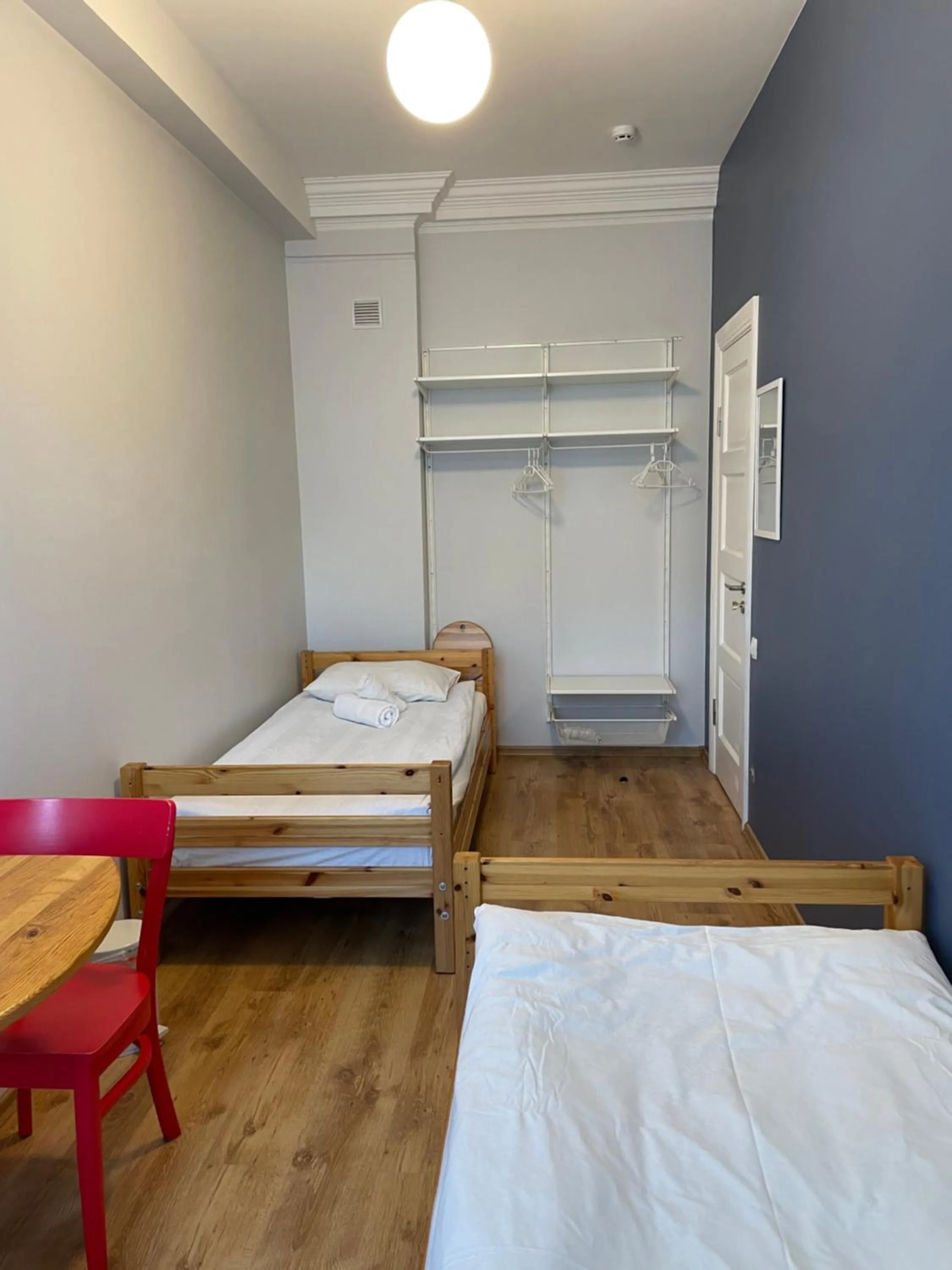 Photo of the whole room, Bed in Orange Cat Rooms