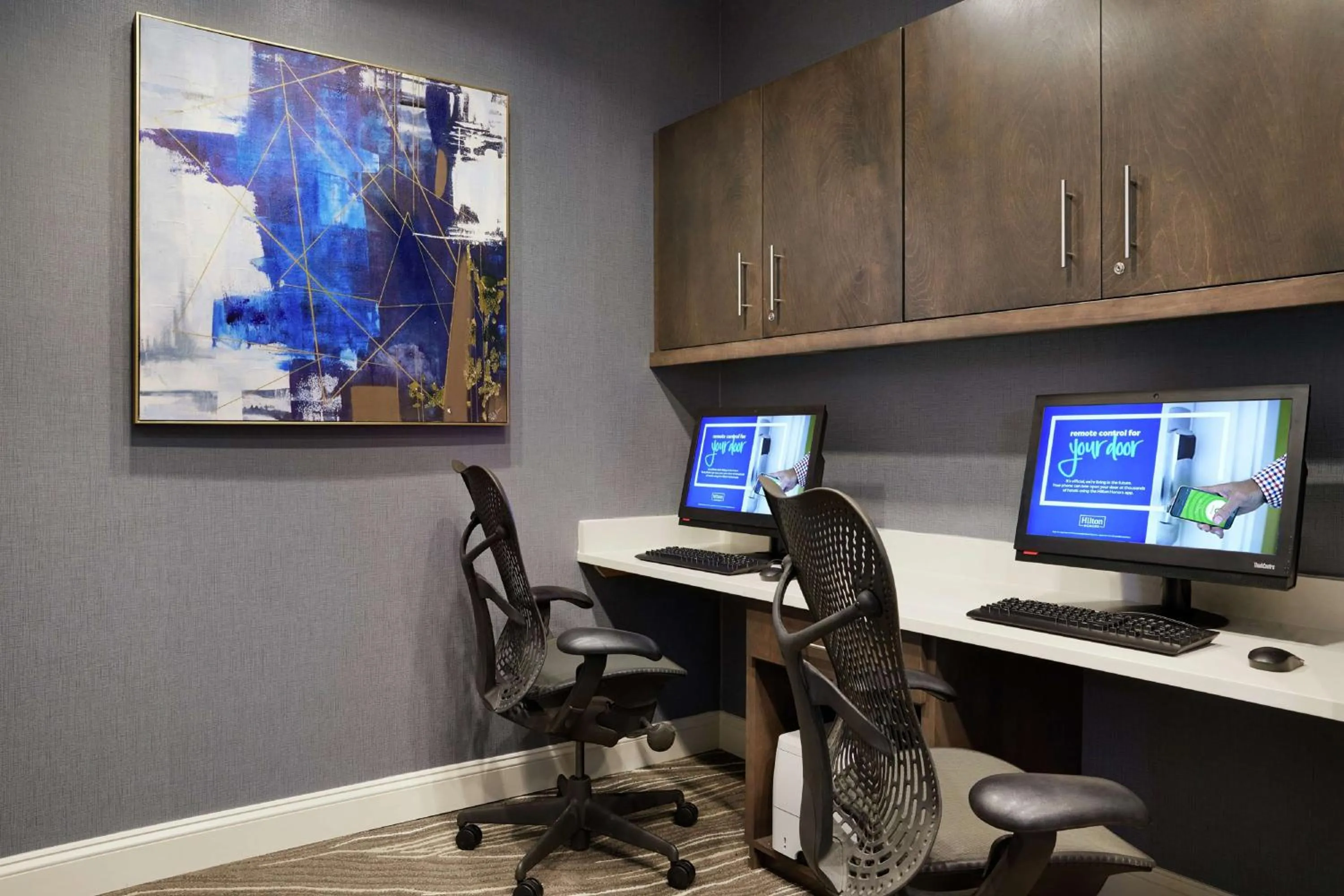 Business facilities in Hilton Garden Inn Cincinnati Northeast