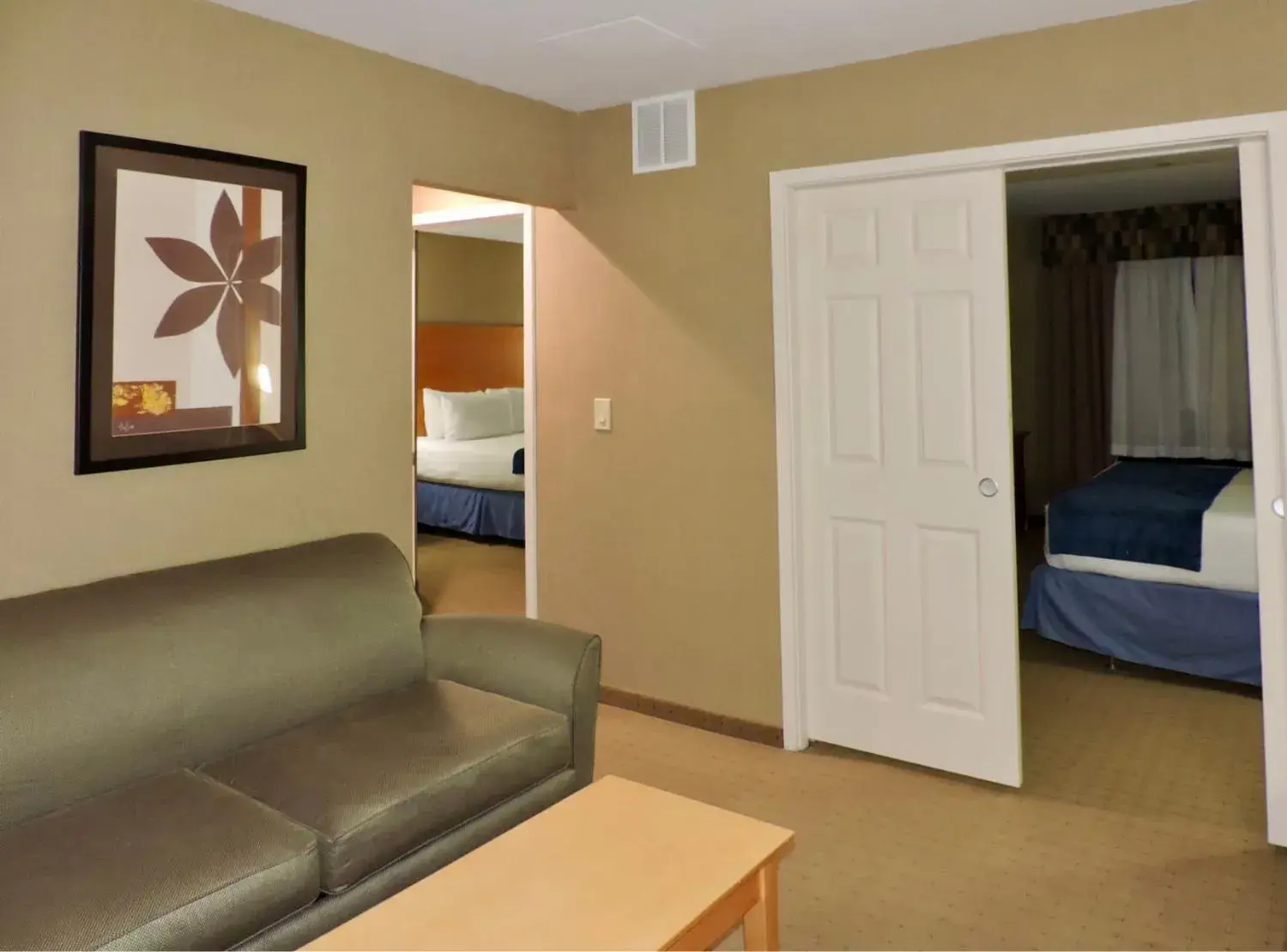 Bedroom, Bed in Marco LaGuardia Hotel & Suites Bedroom, Bed in Marco LaGuardia Hotel & Suites