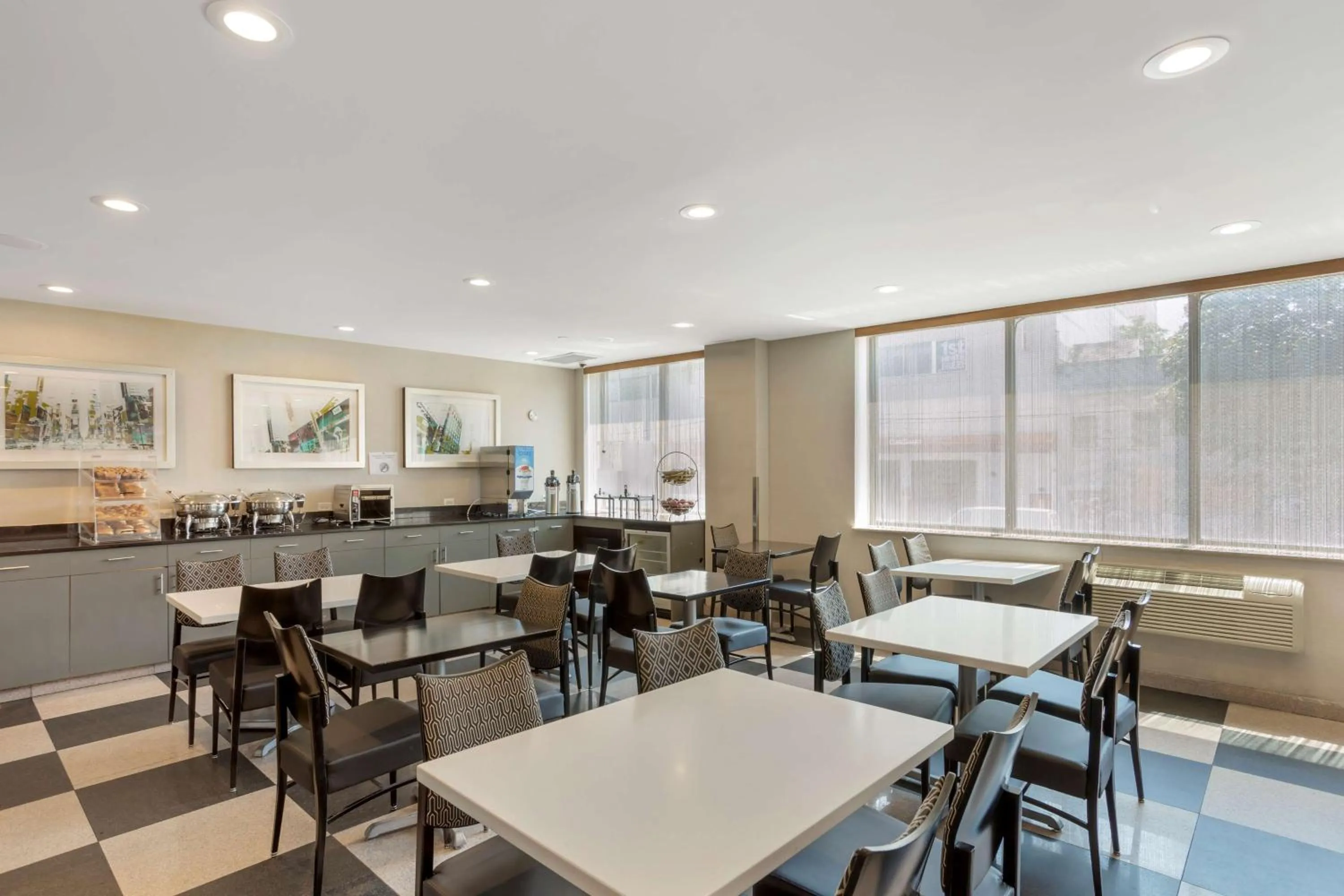 Breakfast in Best Western Plus Plaza Hotel