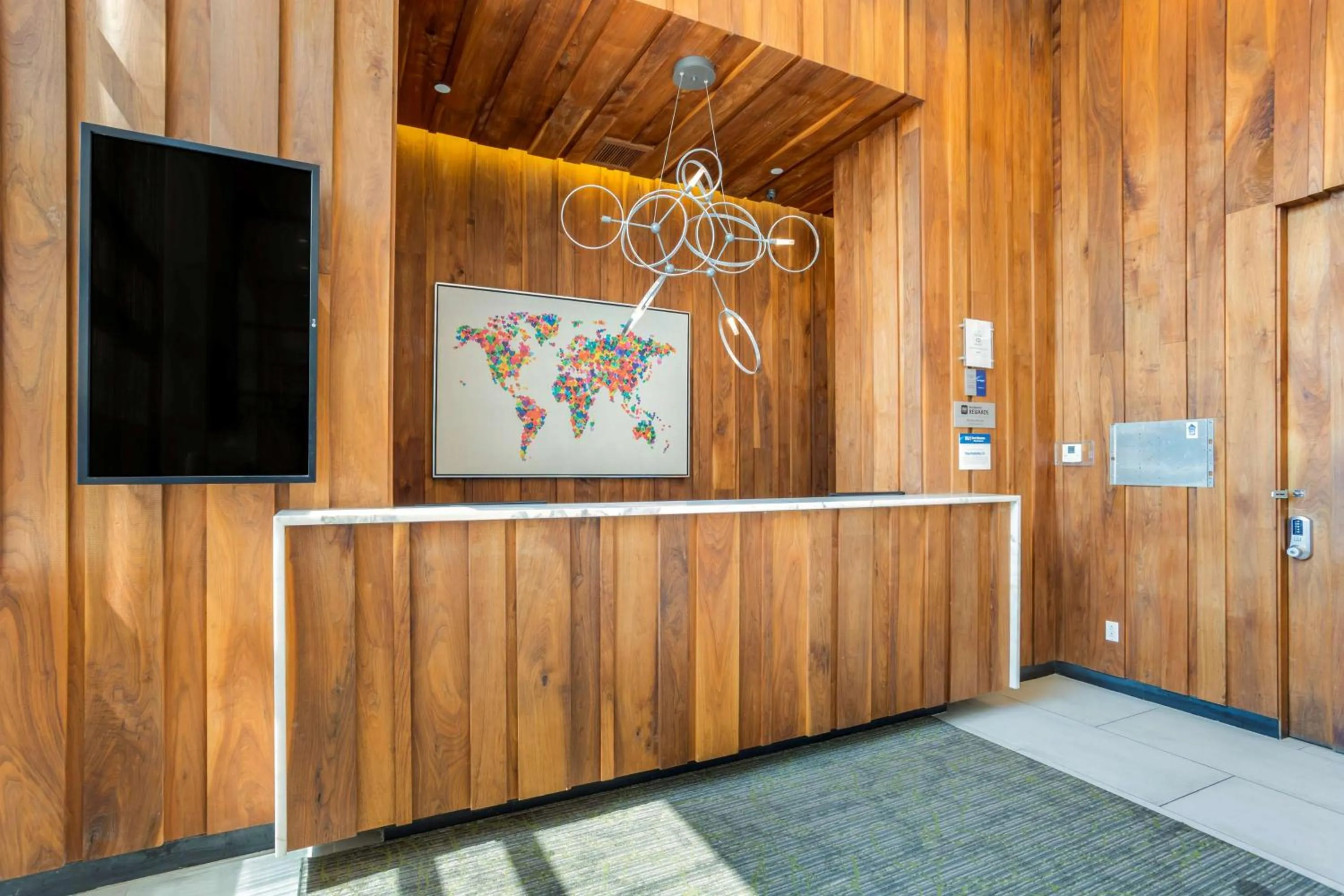 Lobby or reception in Best Western Plus Plaza Hotel