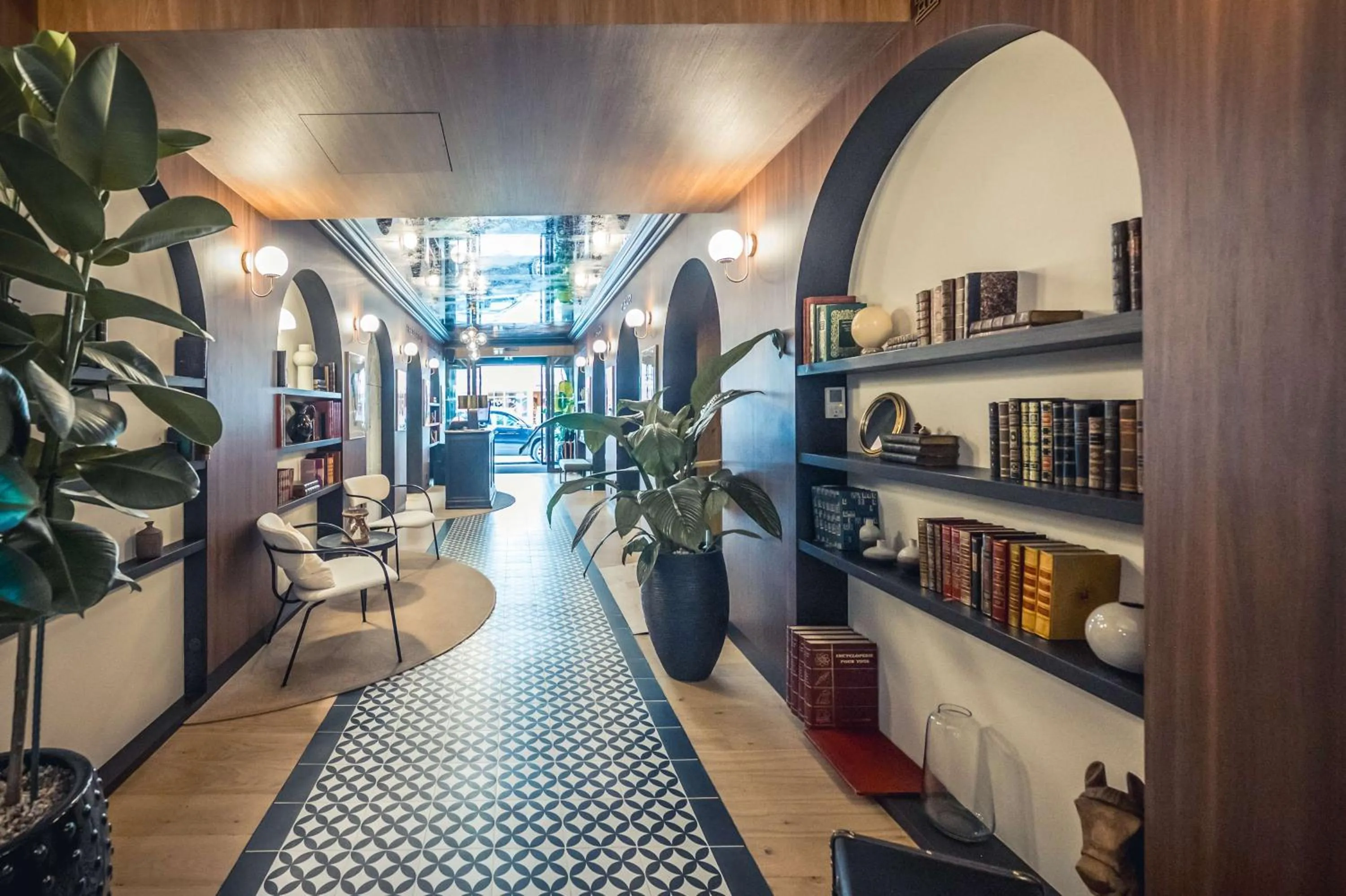 Lobby or reception in Best Western Premier de La Poste & Spa