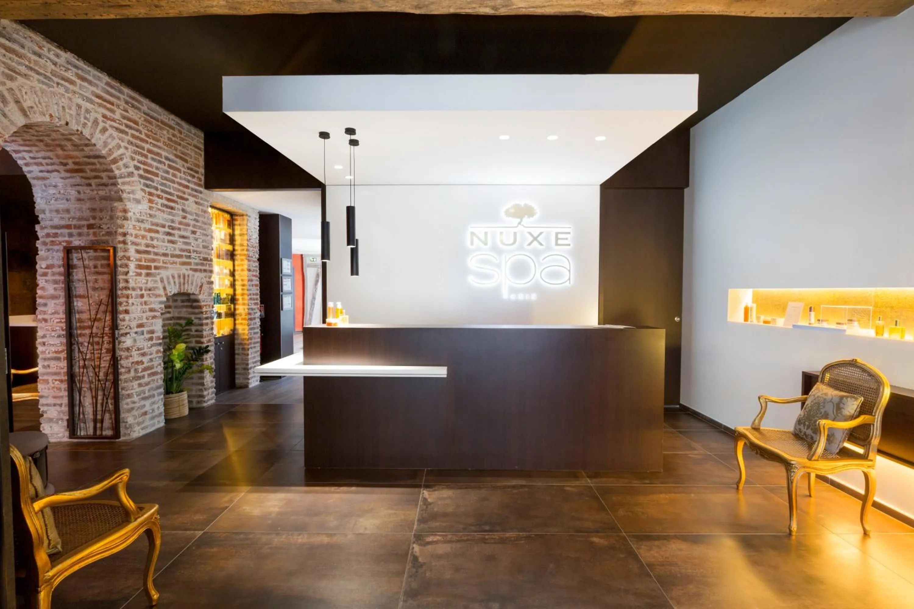 Spa and wellness centre/facilities in Best Western Premier de La Poste & Spa