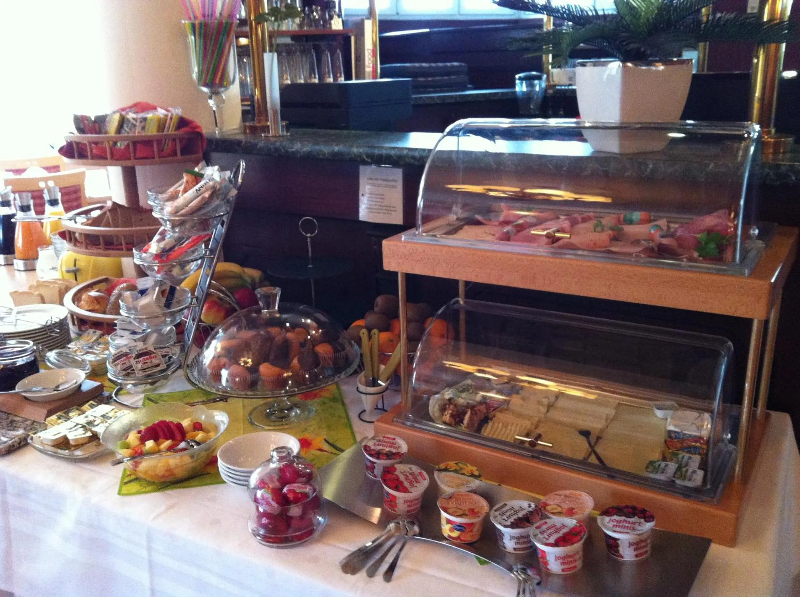 Buffet breakfast in Hotel Abalone