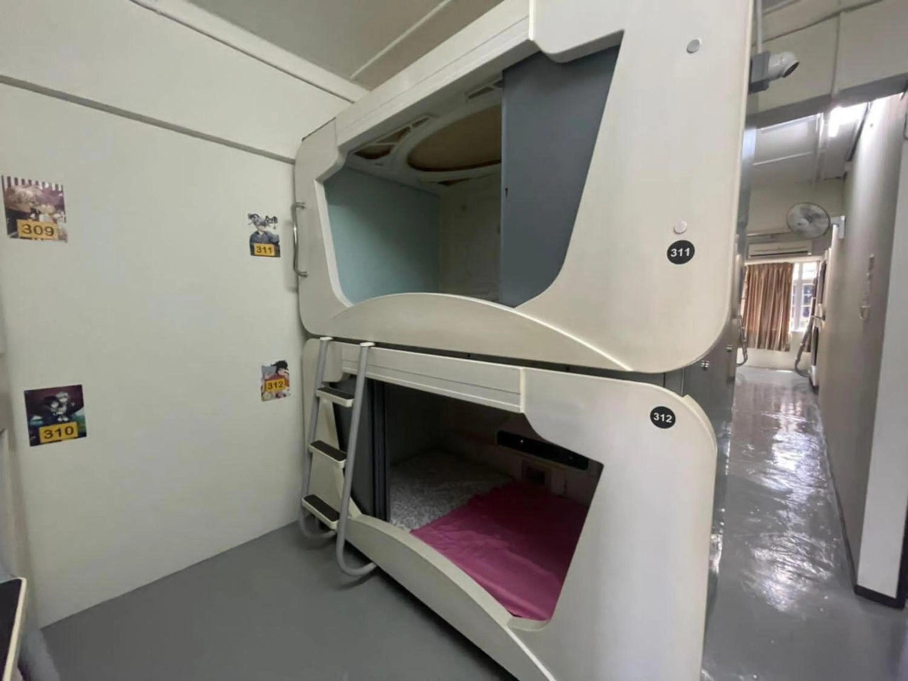 Bedroom in Hotel O The Space Inn