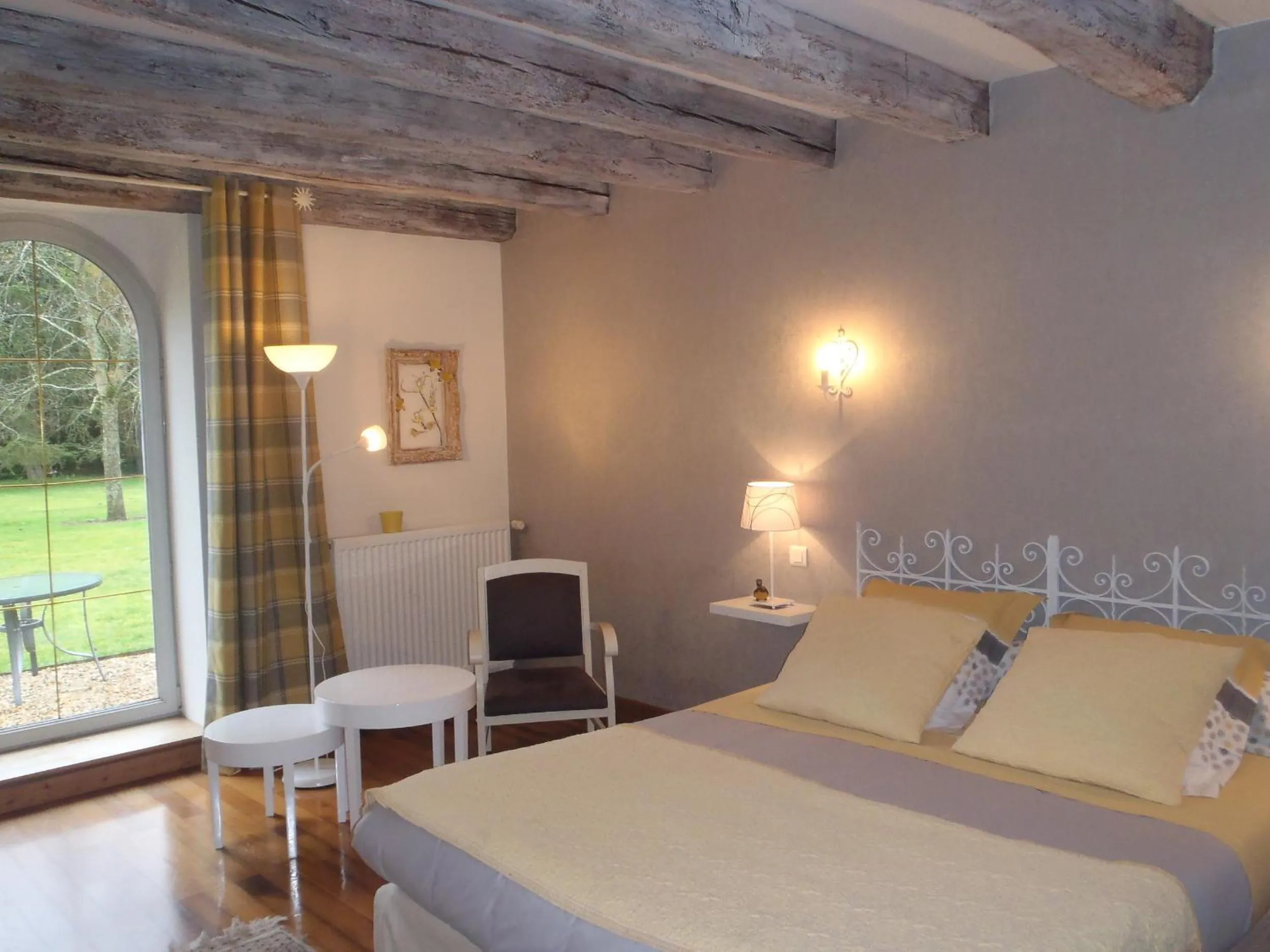 Bedroom in Chambres D'hôtes Du Domaine De Jacquelin