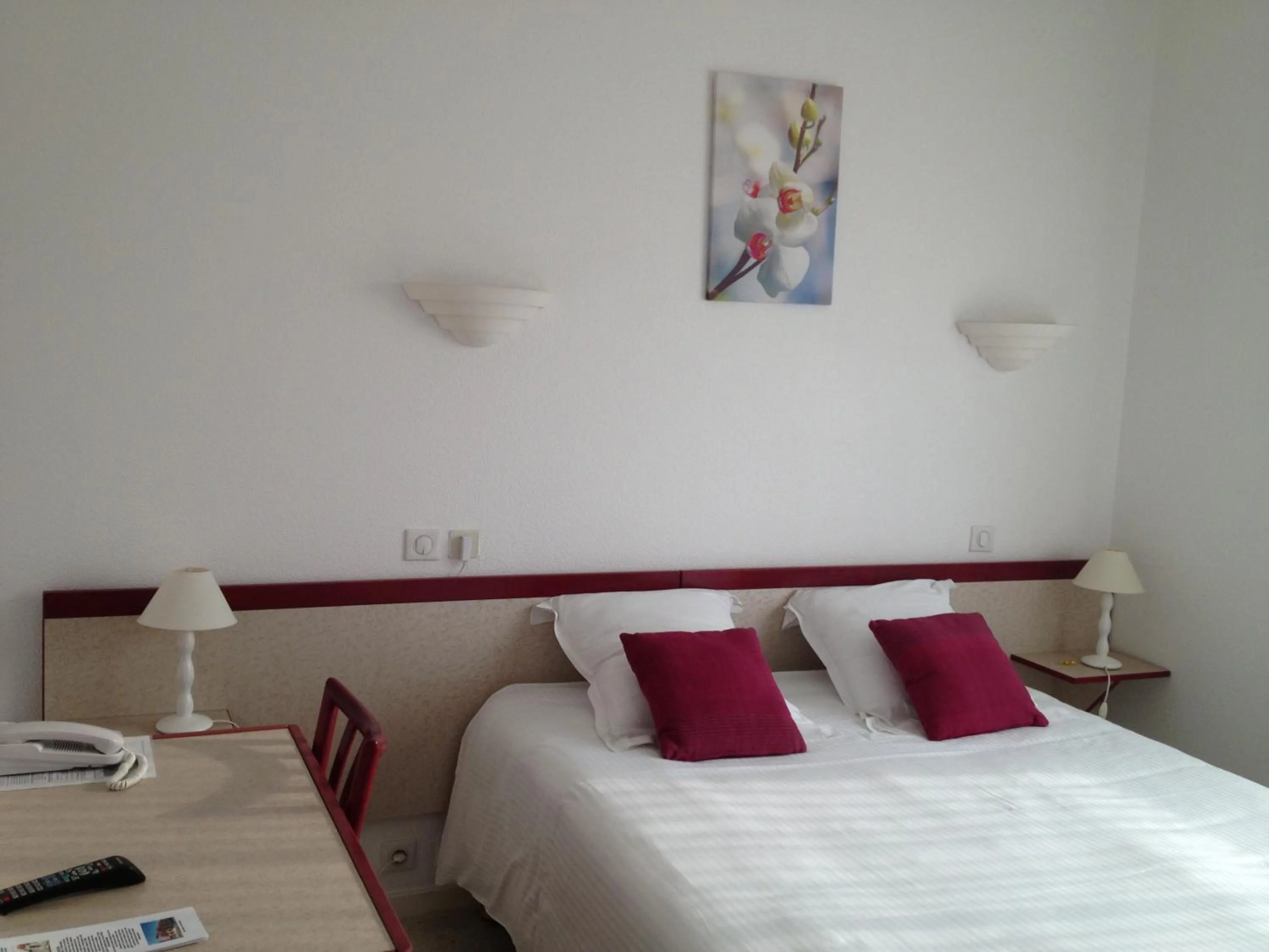 Bed in Hôtel Orange Marine