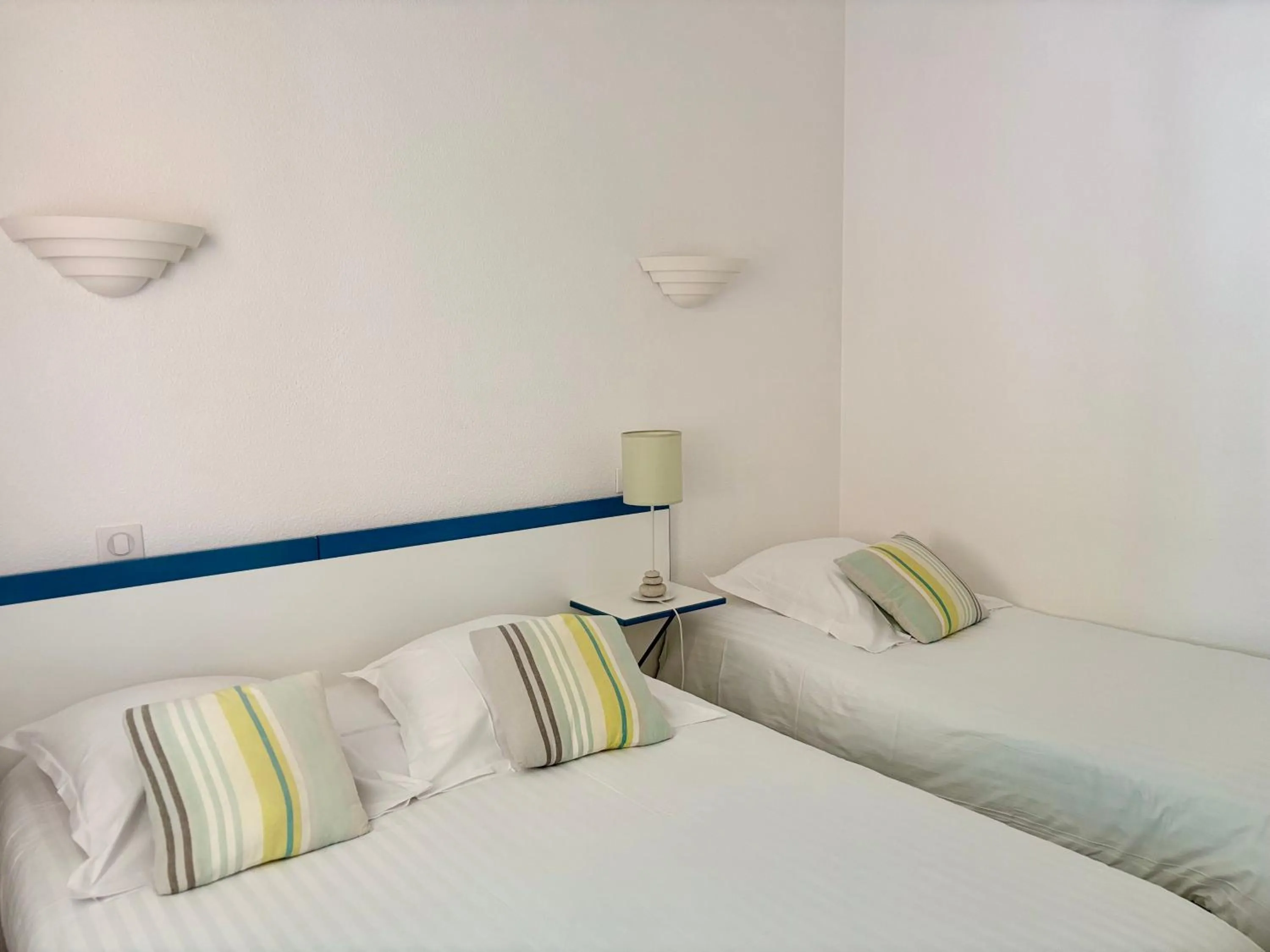 Bedroom, Bed in Hôtel Orange Marine