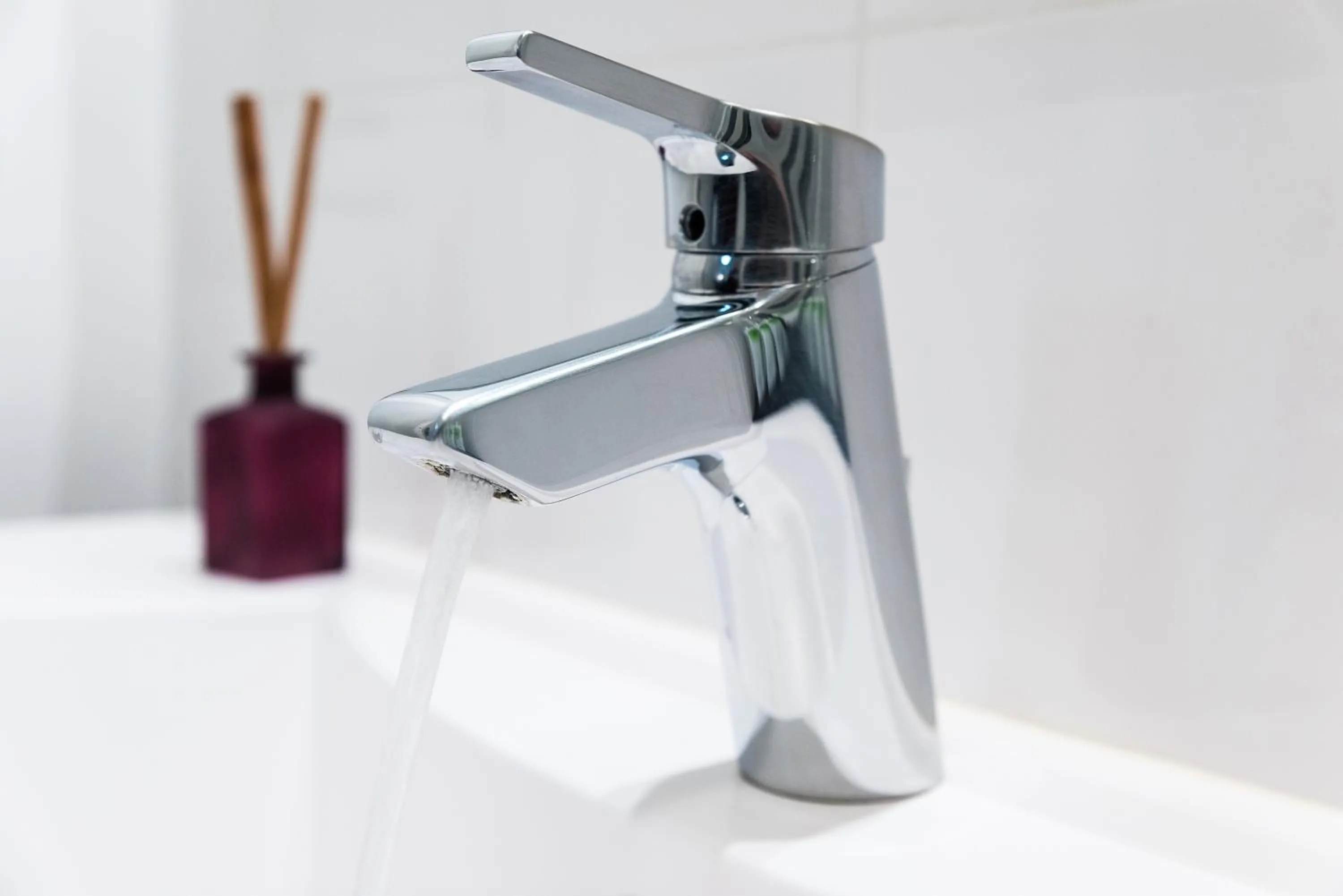 Bathroom in Ténéo Apparthotel Talence - Arthena