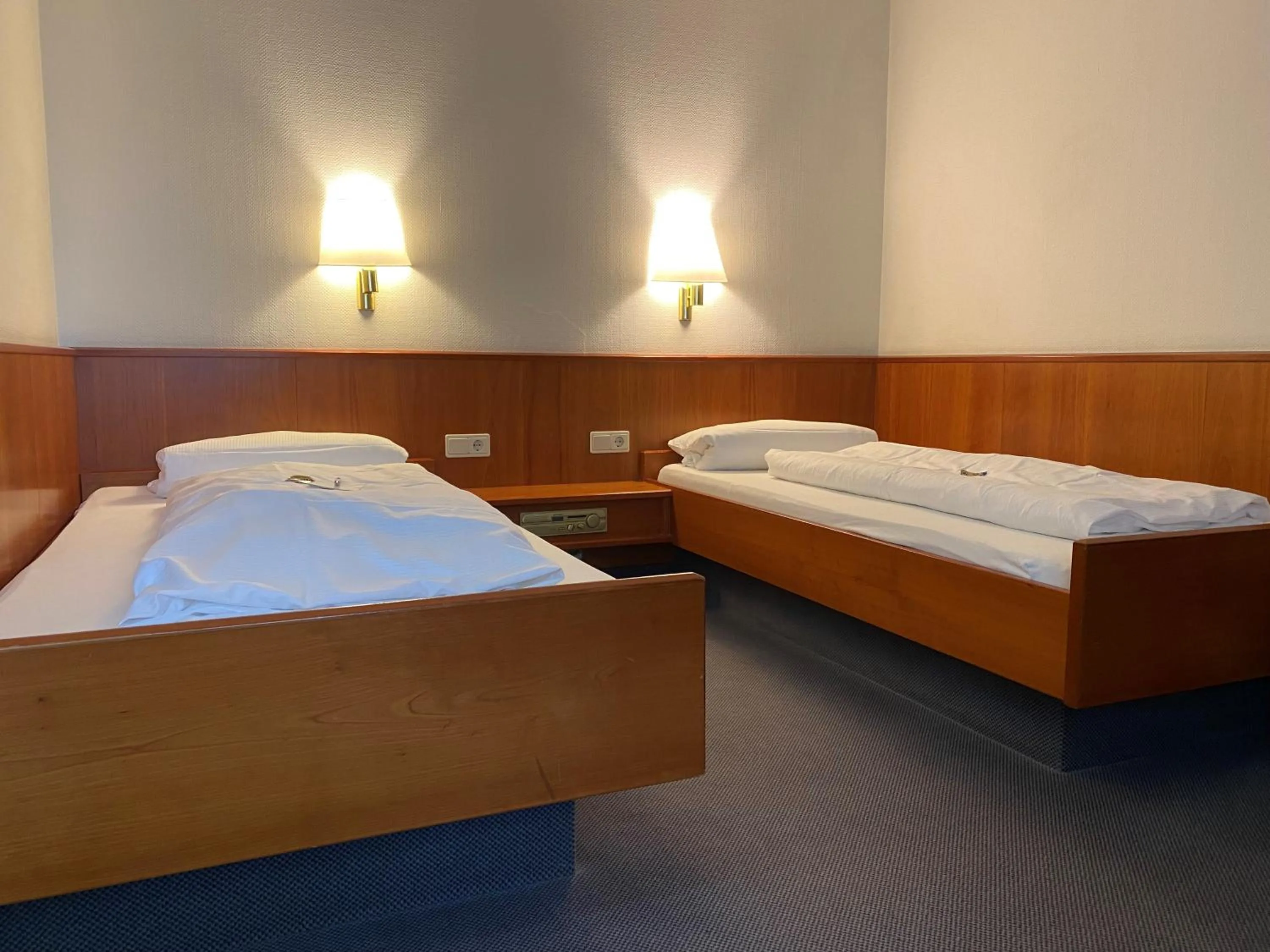 Bed in Hotel Schwärs Löwen Freiburg