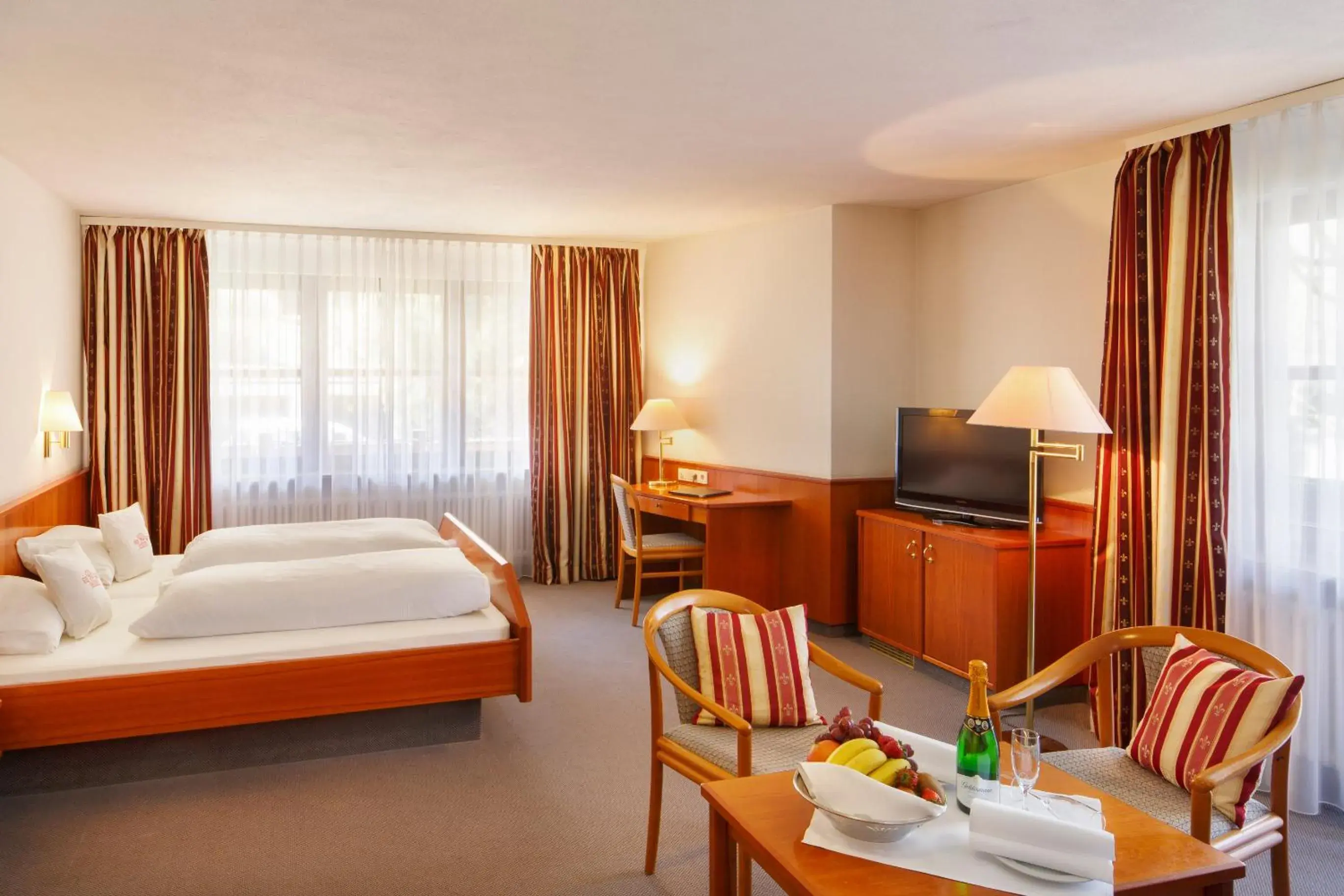 Quadruple Room in Hotel Schwärs Löwen Freiburg Quadruple Room in Hotel Schwärs Löwen Freiburg