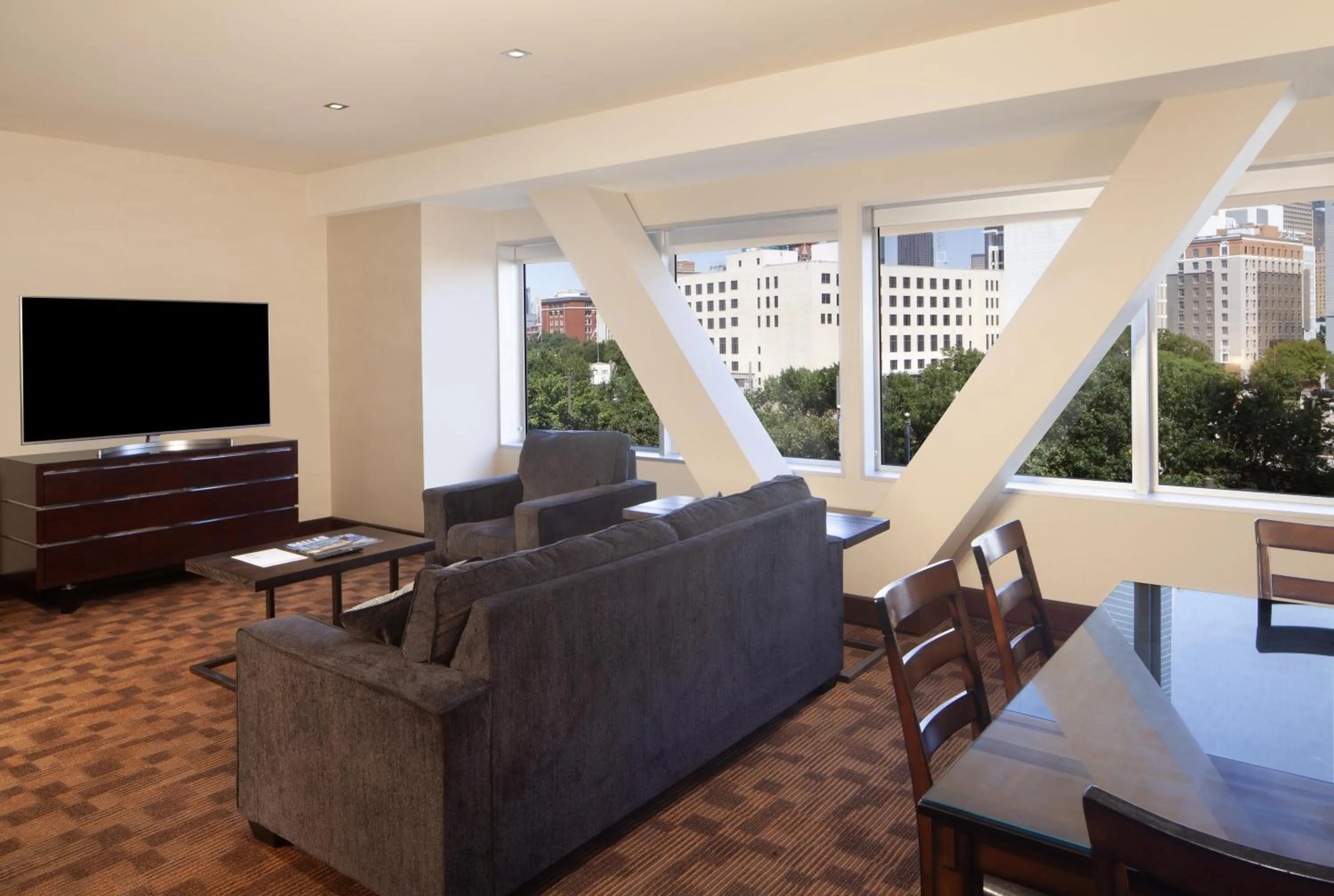 Bedroom in Hyatt Regency Dallas