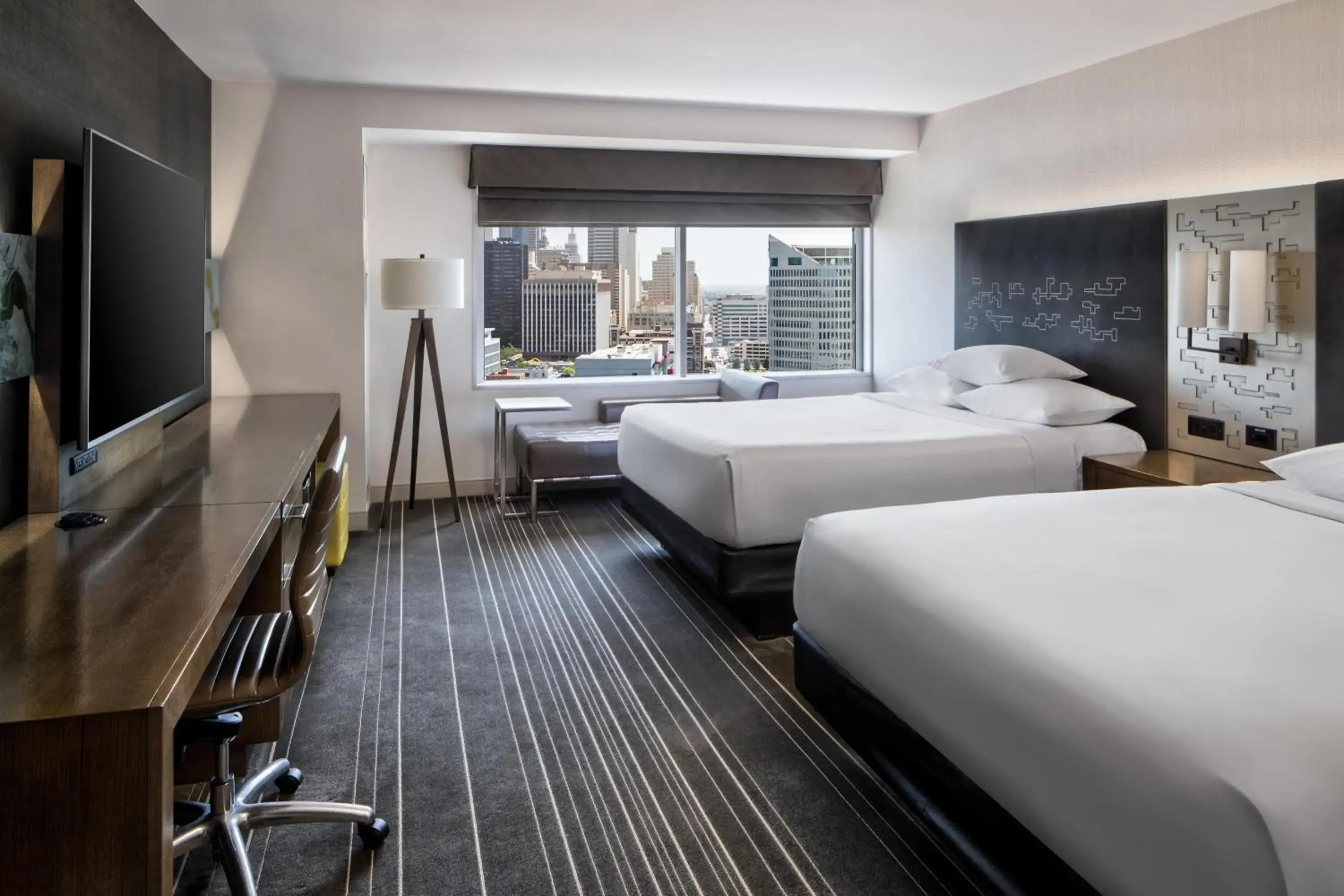 Bedroom, Bed in Hyatt Regency Dallas Bedroom, Bed in Hyatt Regency Dallas