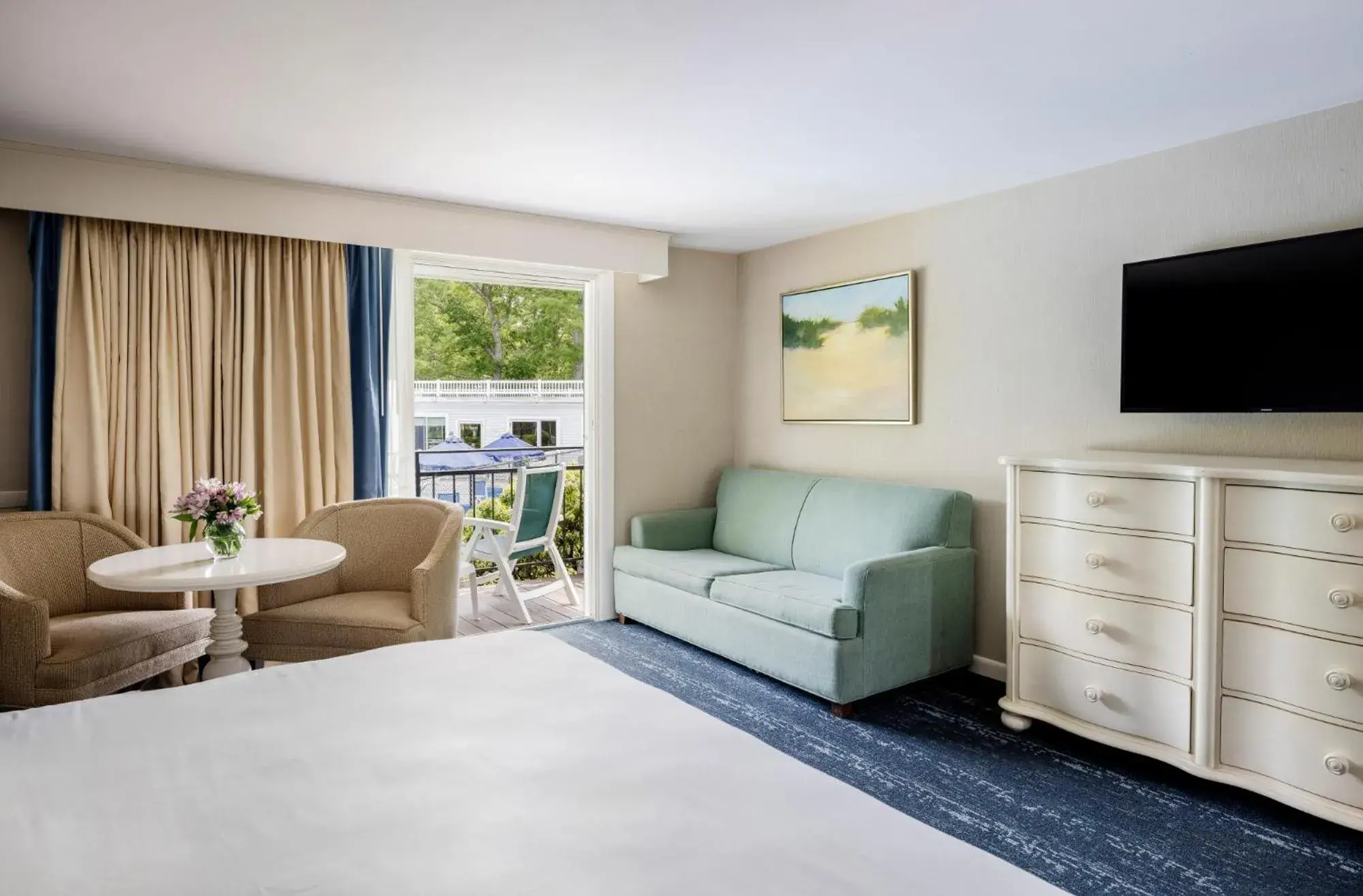 Bedroom, Bed in Blue Rock Resort Bedroom, Bed in Blue Rock Resort