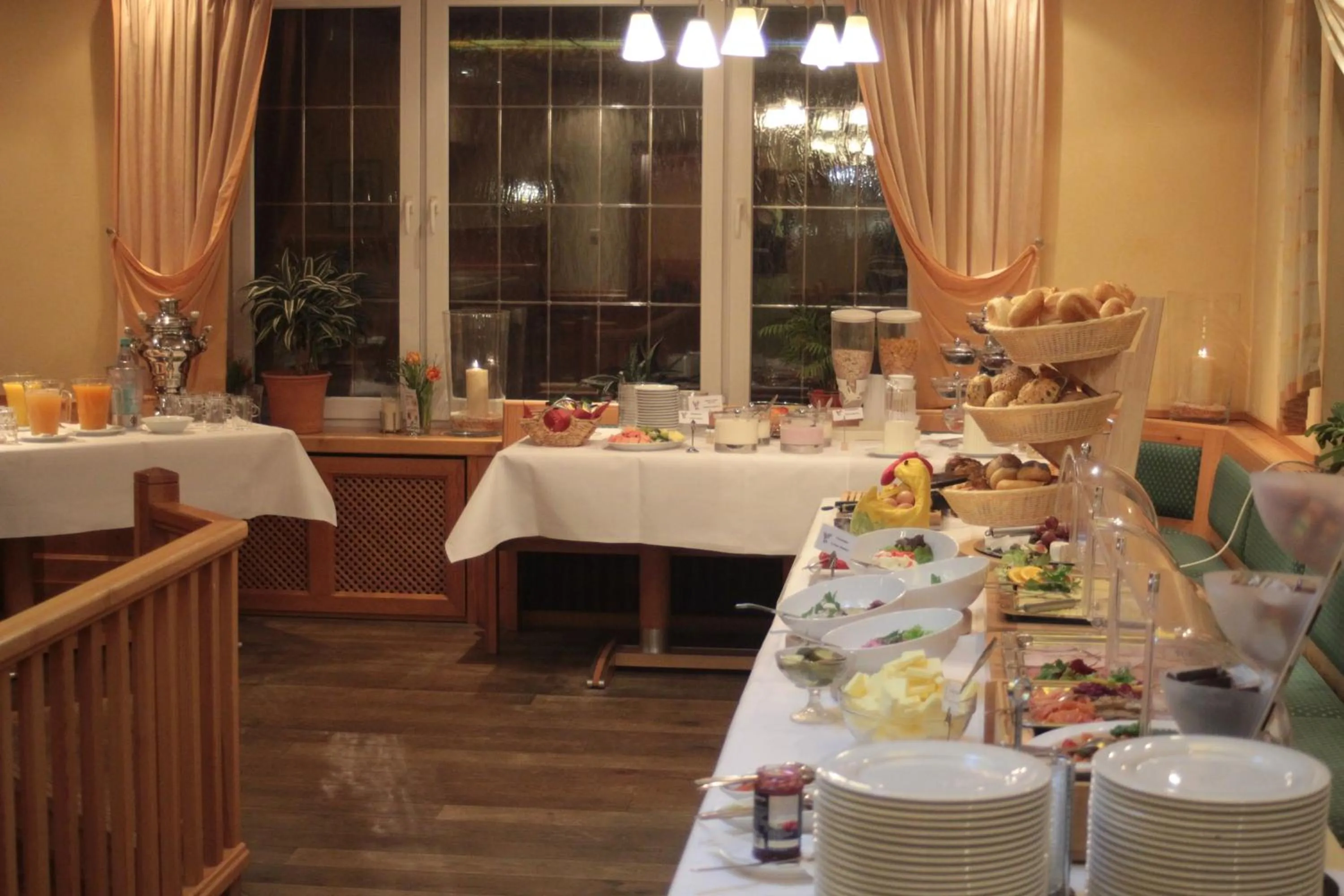 Restaurant/places to eat in Akzent Hotel Hubertus