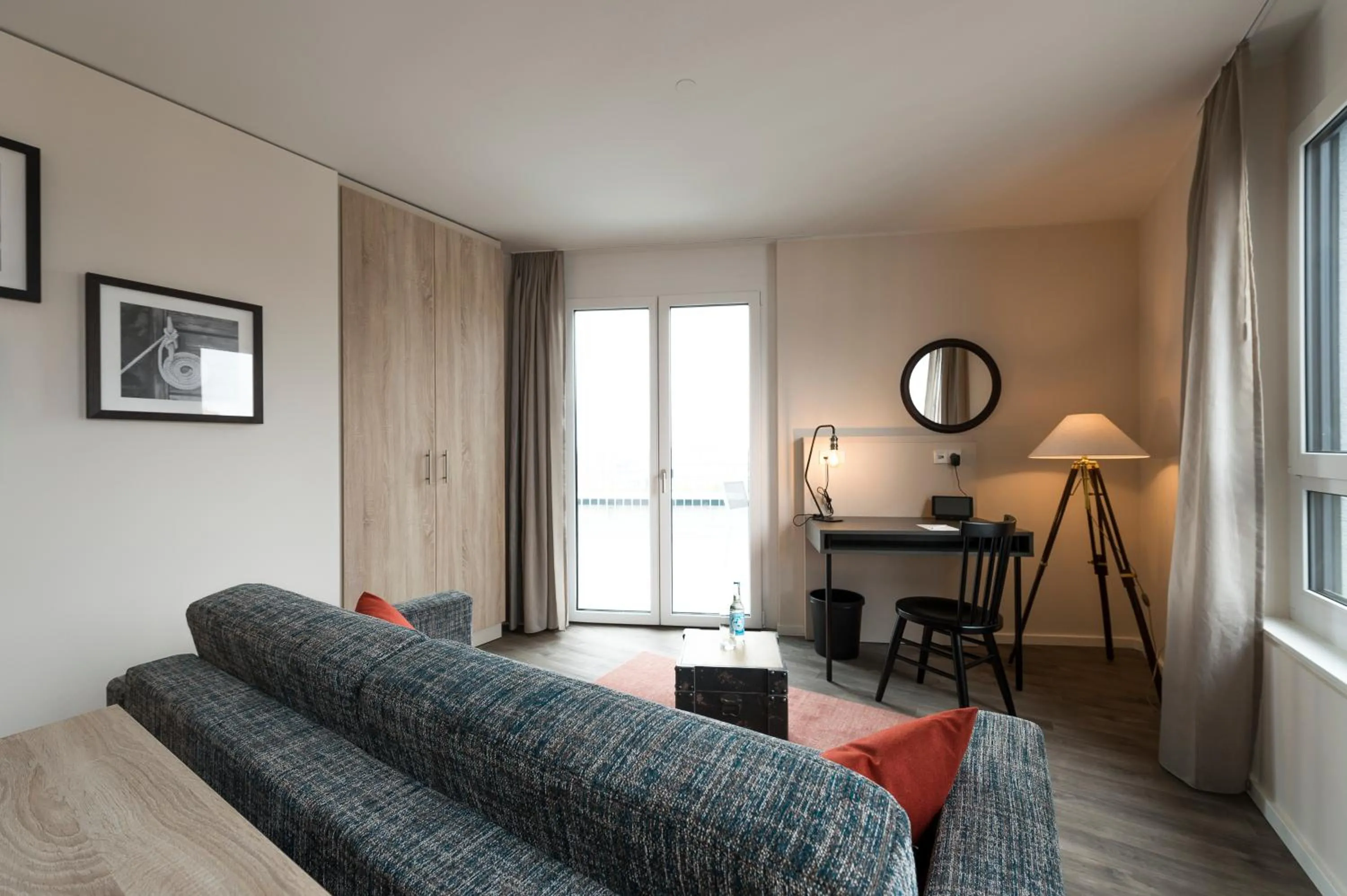 Photo of the whole room in HARBR. boardinghouse Ludwigsburg