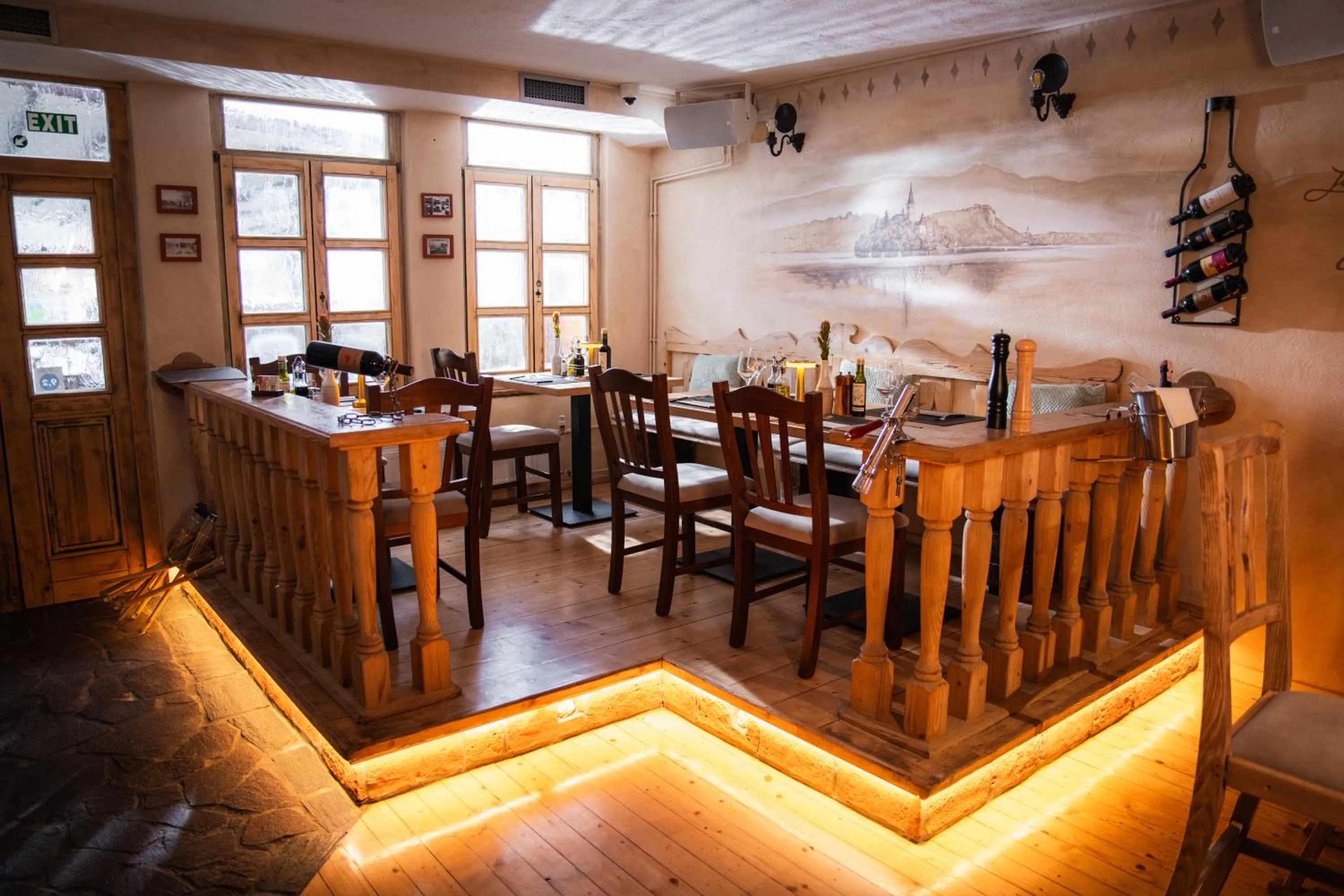Bed & Breakfast LakeBled House