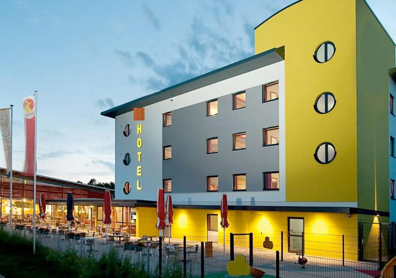 Property building in Hotel Rhynern Nord