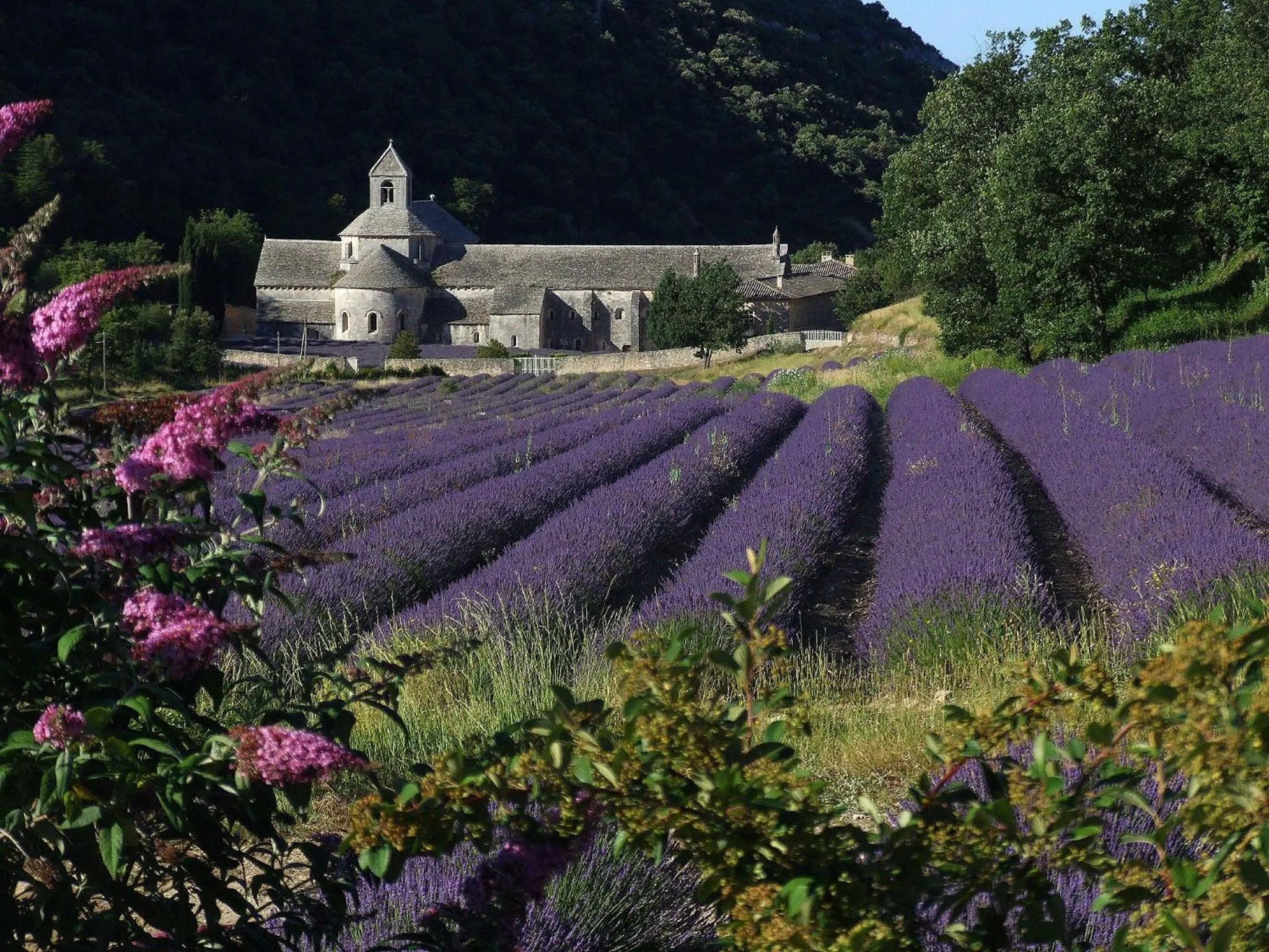 Nearby landmark in Les Cerises
