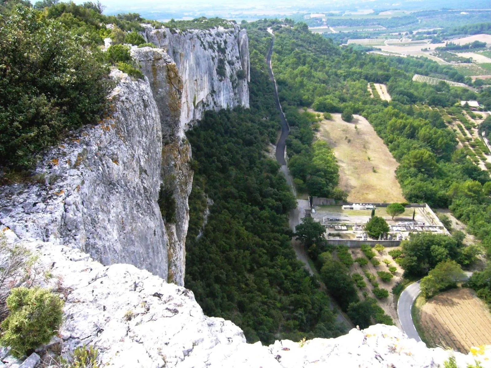 Nearby landmark in Les Cerises