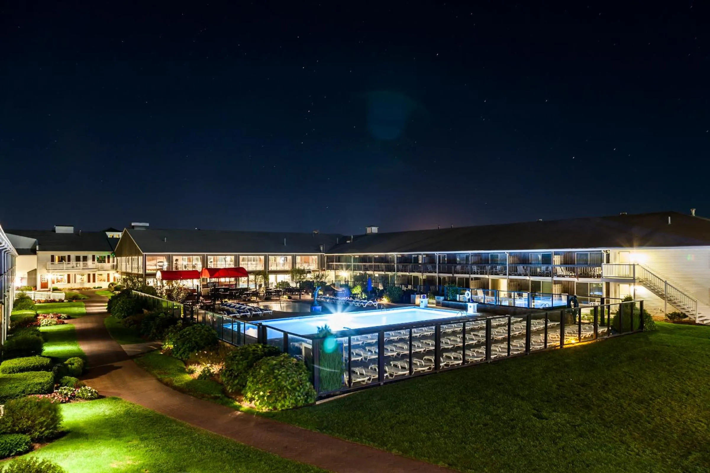 Night in Red Jacket Beach Resort