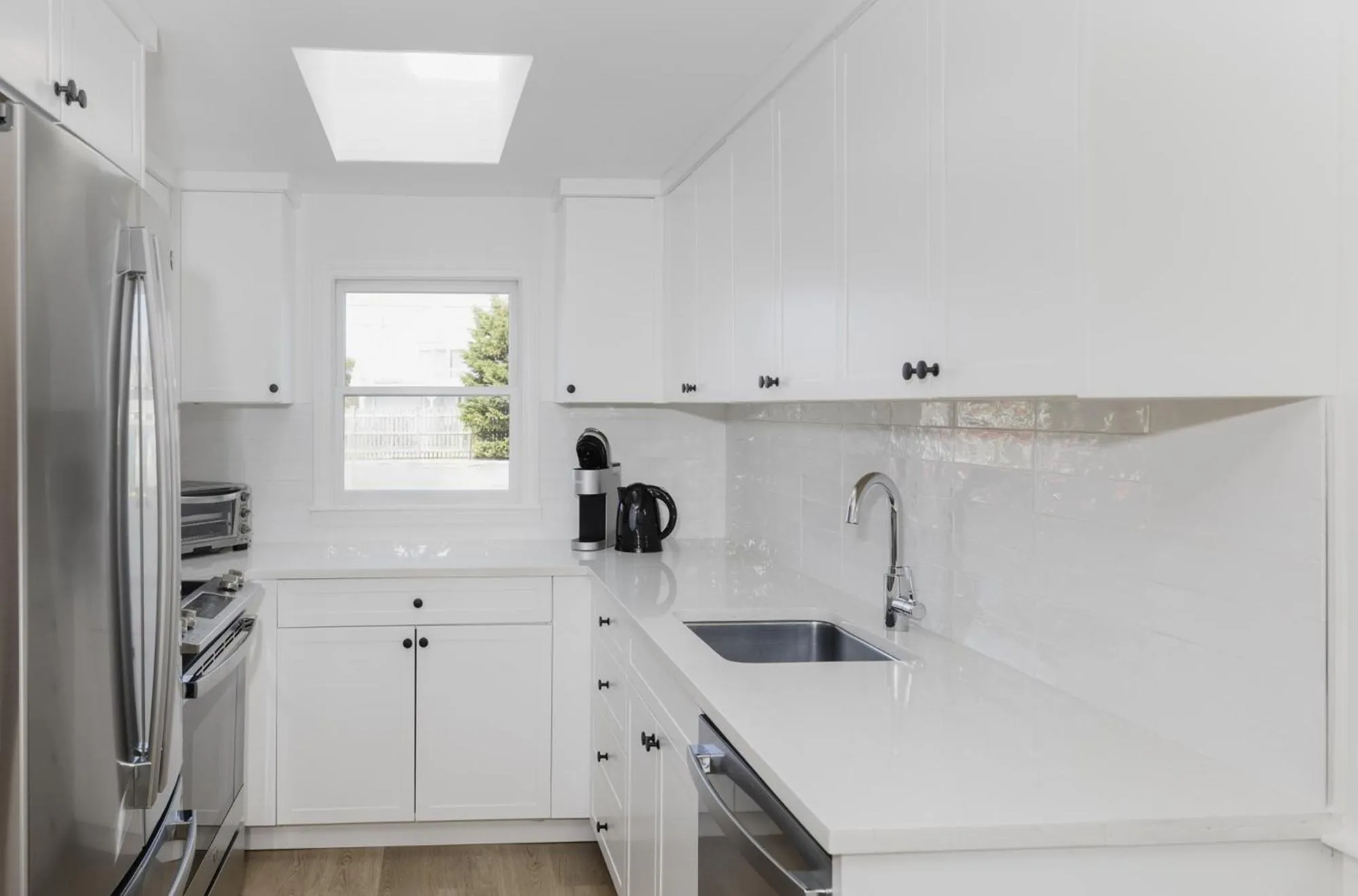 Kitchen or kitchenette in Red Jacket Beach Resort