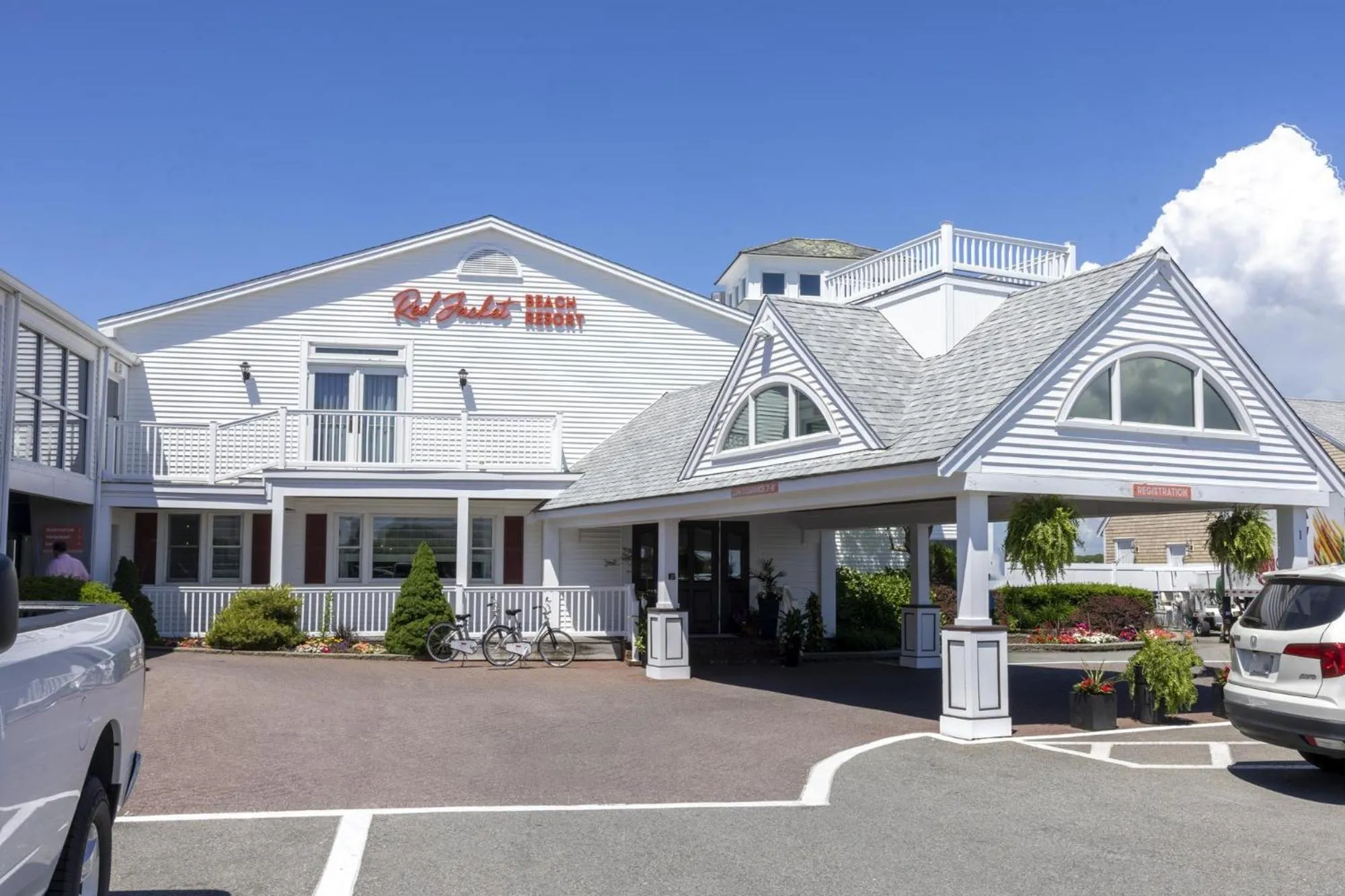 Property building in Red Jacket Beach Resort