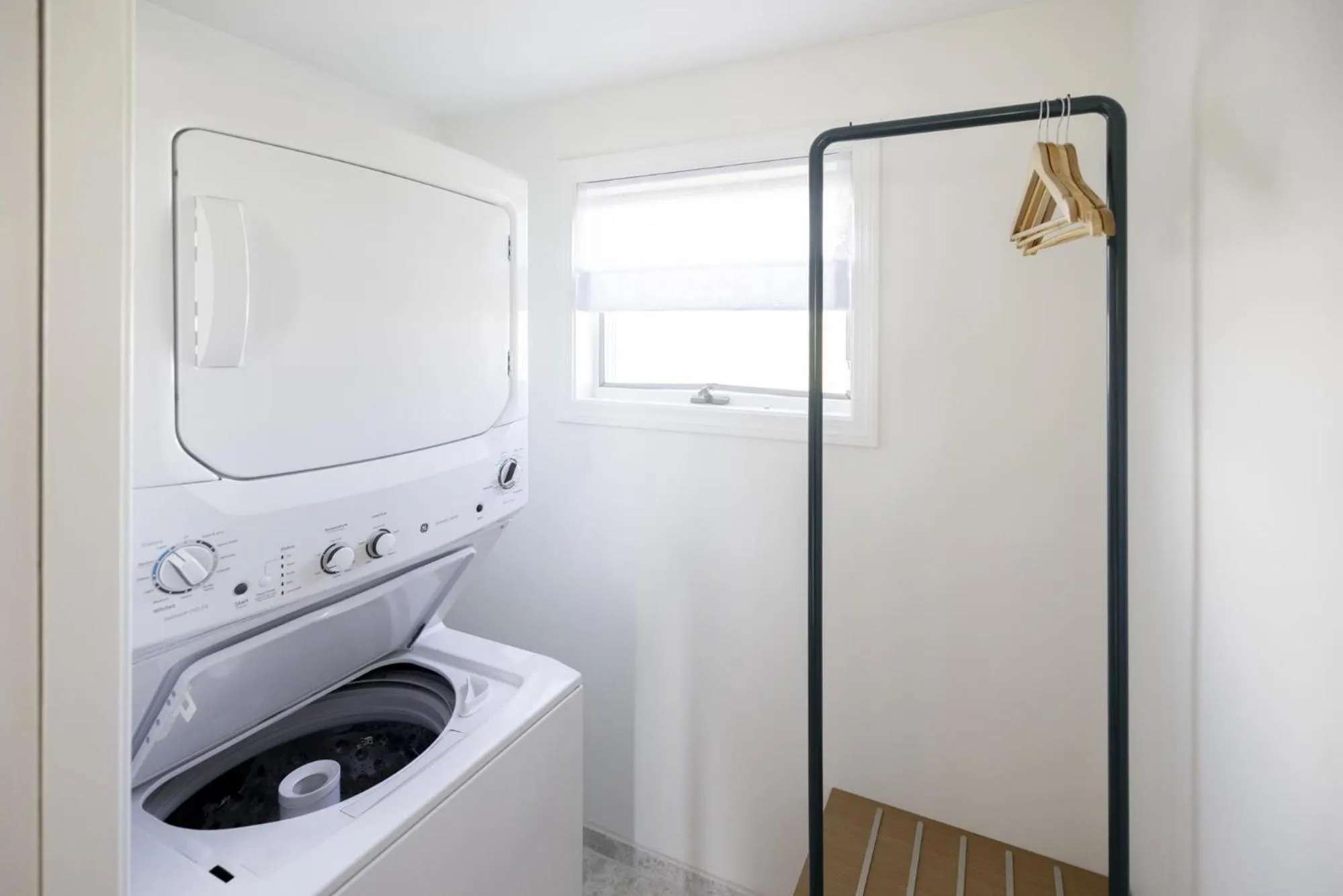 Photo of the whole room in Red Jacket Beach Resort