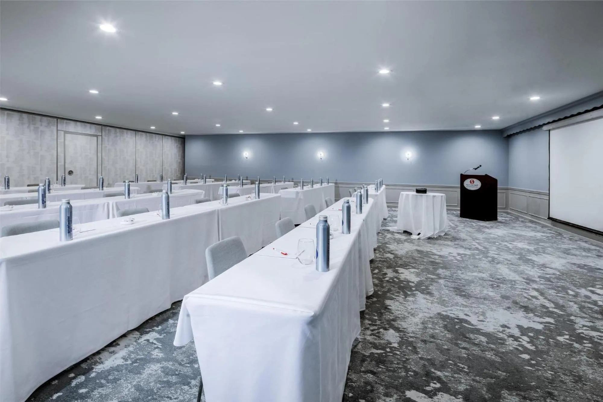 Meeting/conference room in Red Jacket Beach Resort