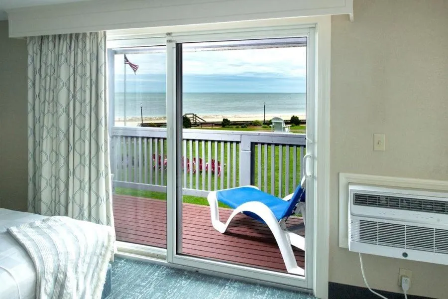Bedroom in Red Jacket Beach Resort