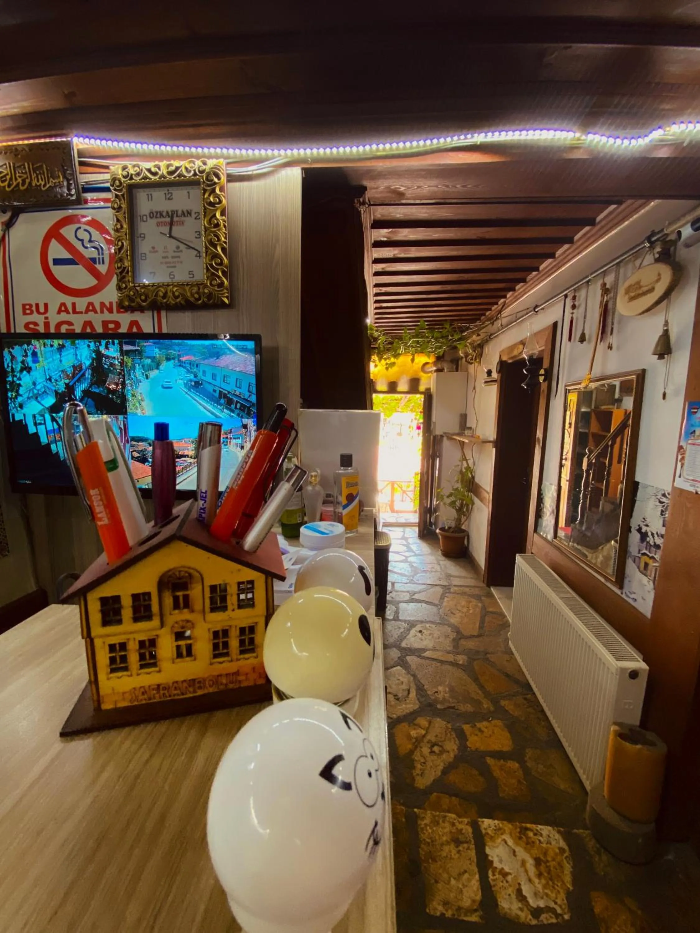 Lobby or reception in Avcıoğlu Konak Otel