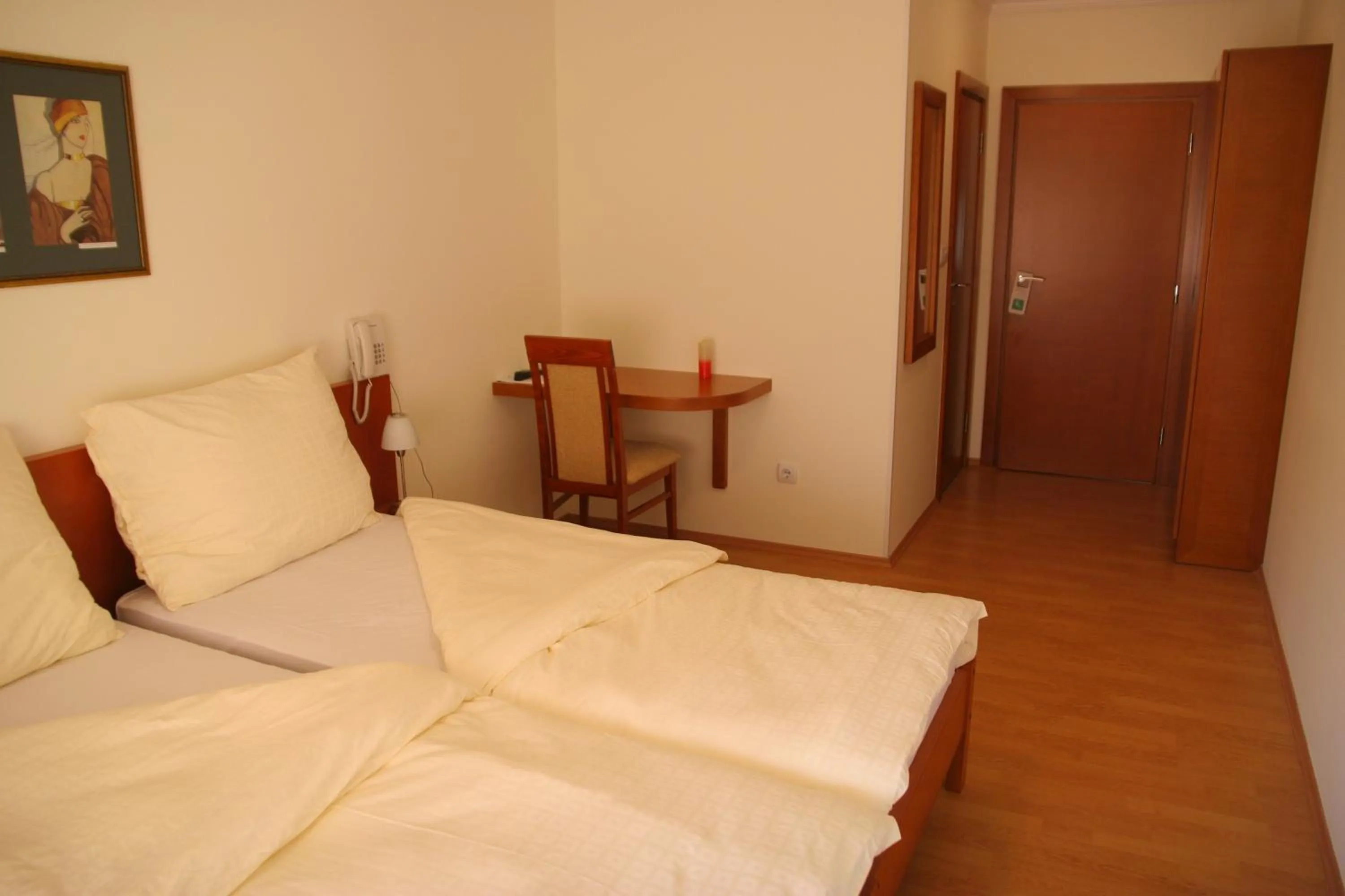 Photo of the whole room, Bed in Konak Požarevac