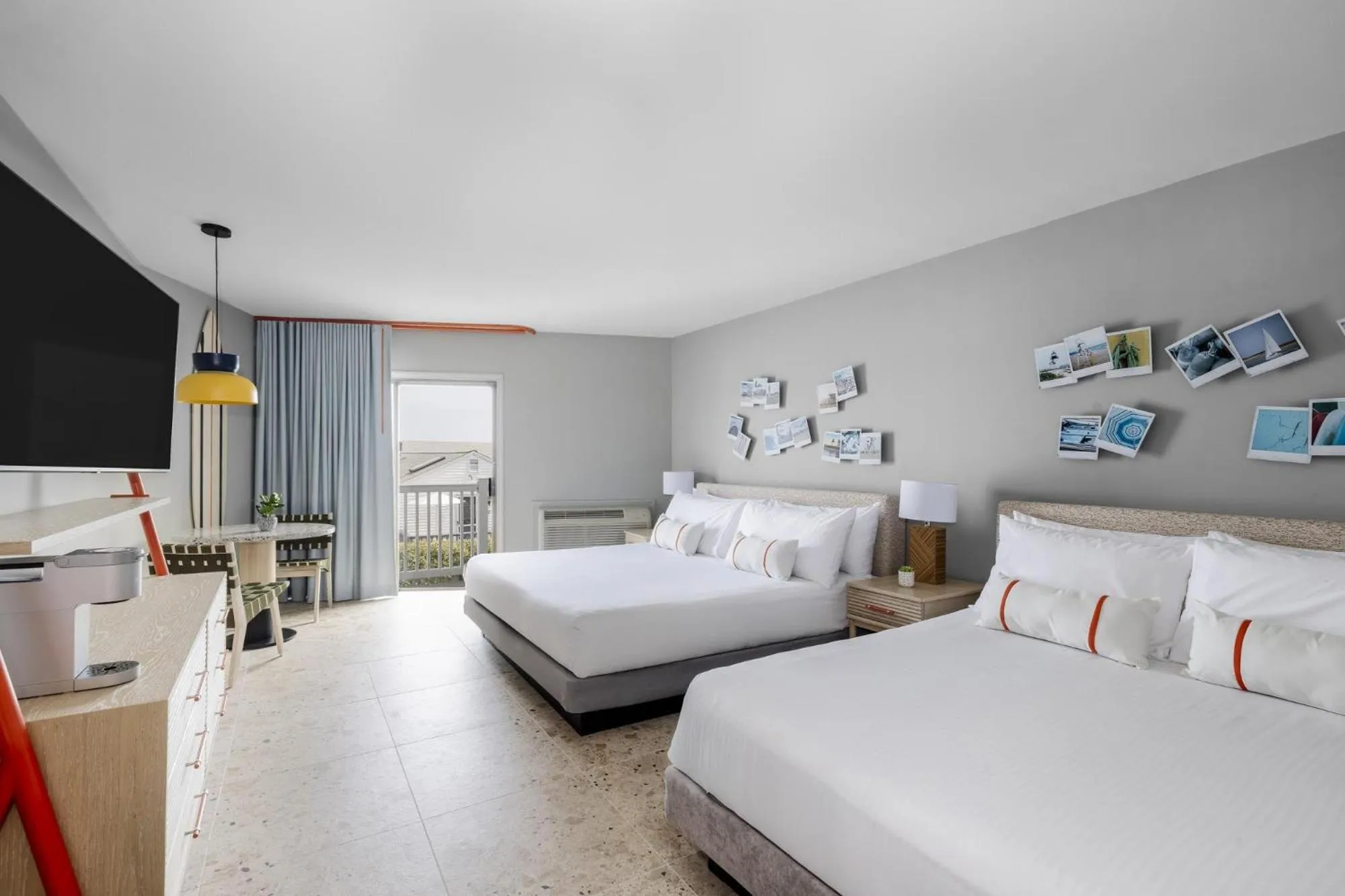 Bedroom, Bed in Blue Water Resort