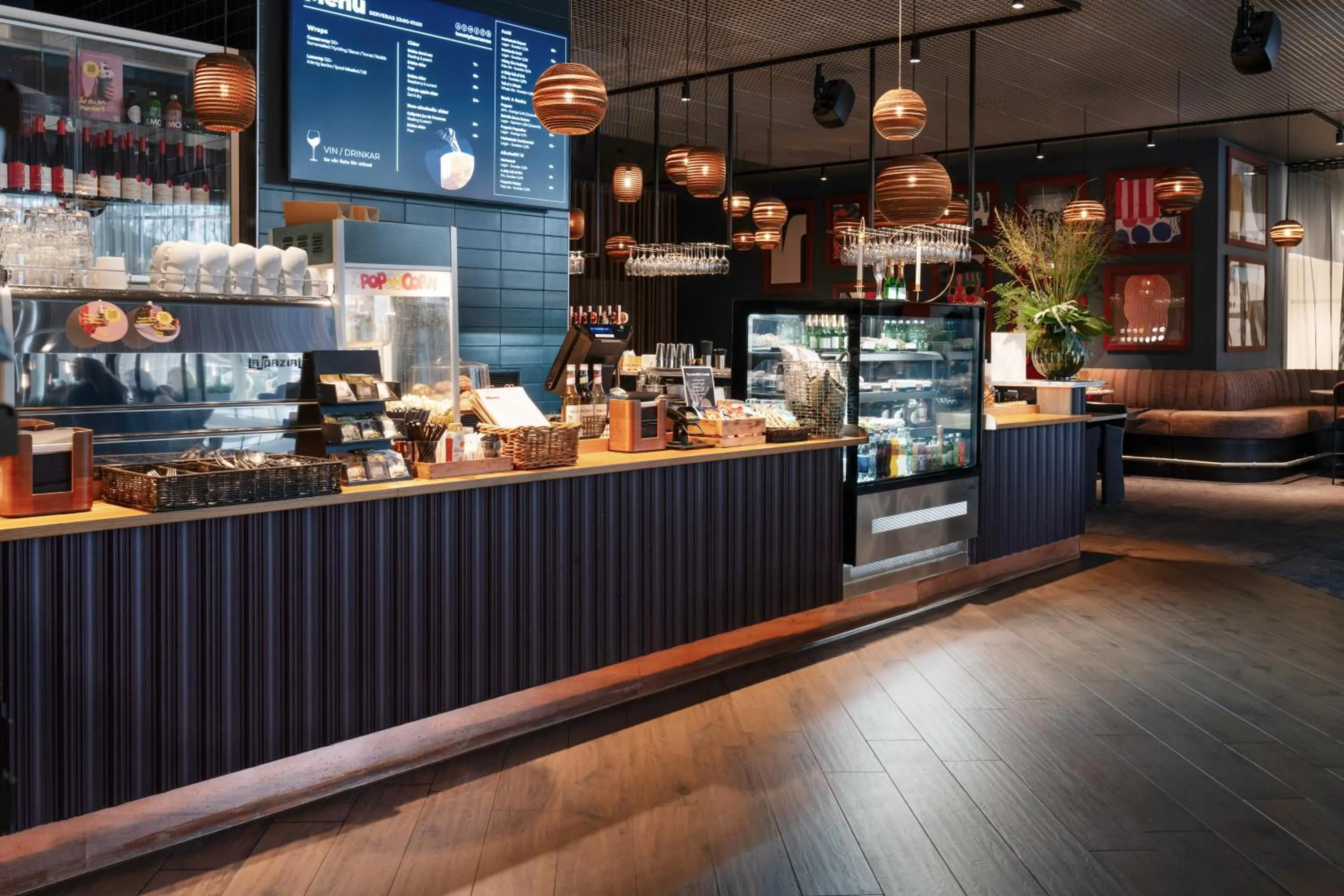 Restaurant/places to eat in Gothia Towers & Upper House