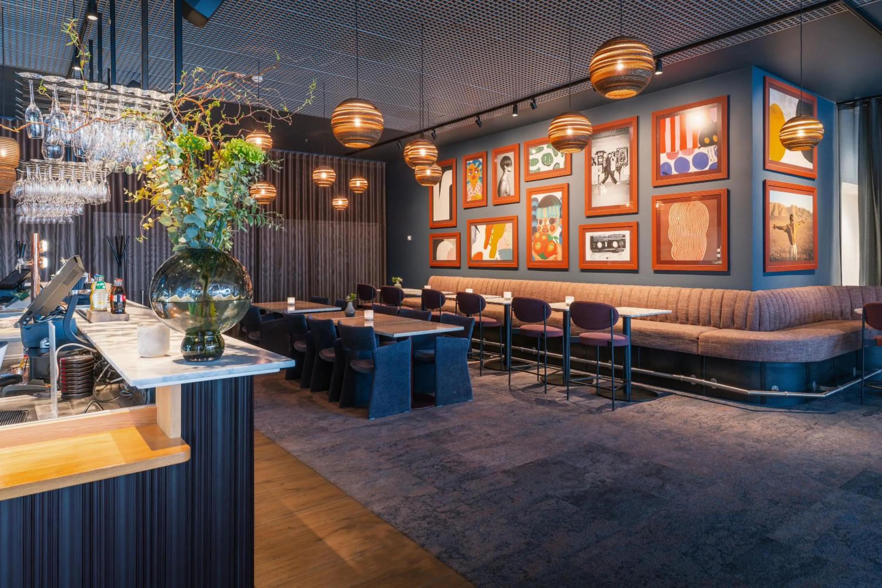 Restaurant/places to eat in Gothia Towers & Upper House