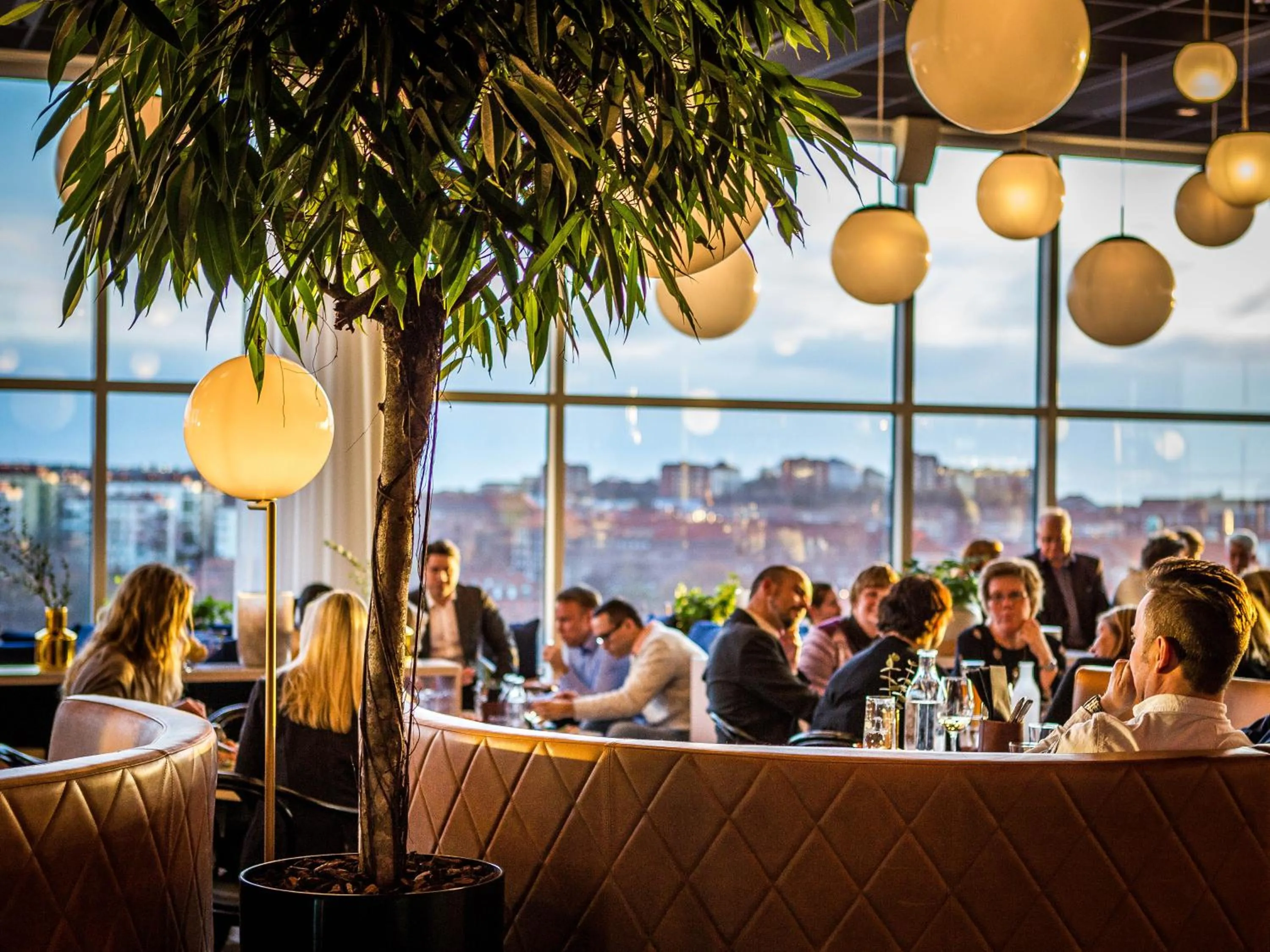 Restaurant/places to eat in Gothia Towers & Upper House