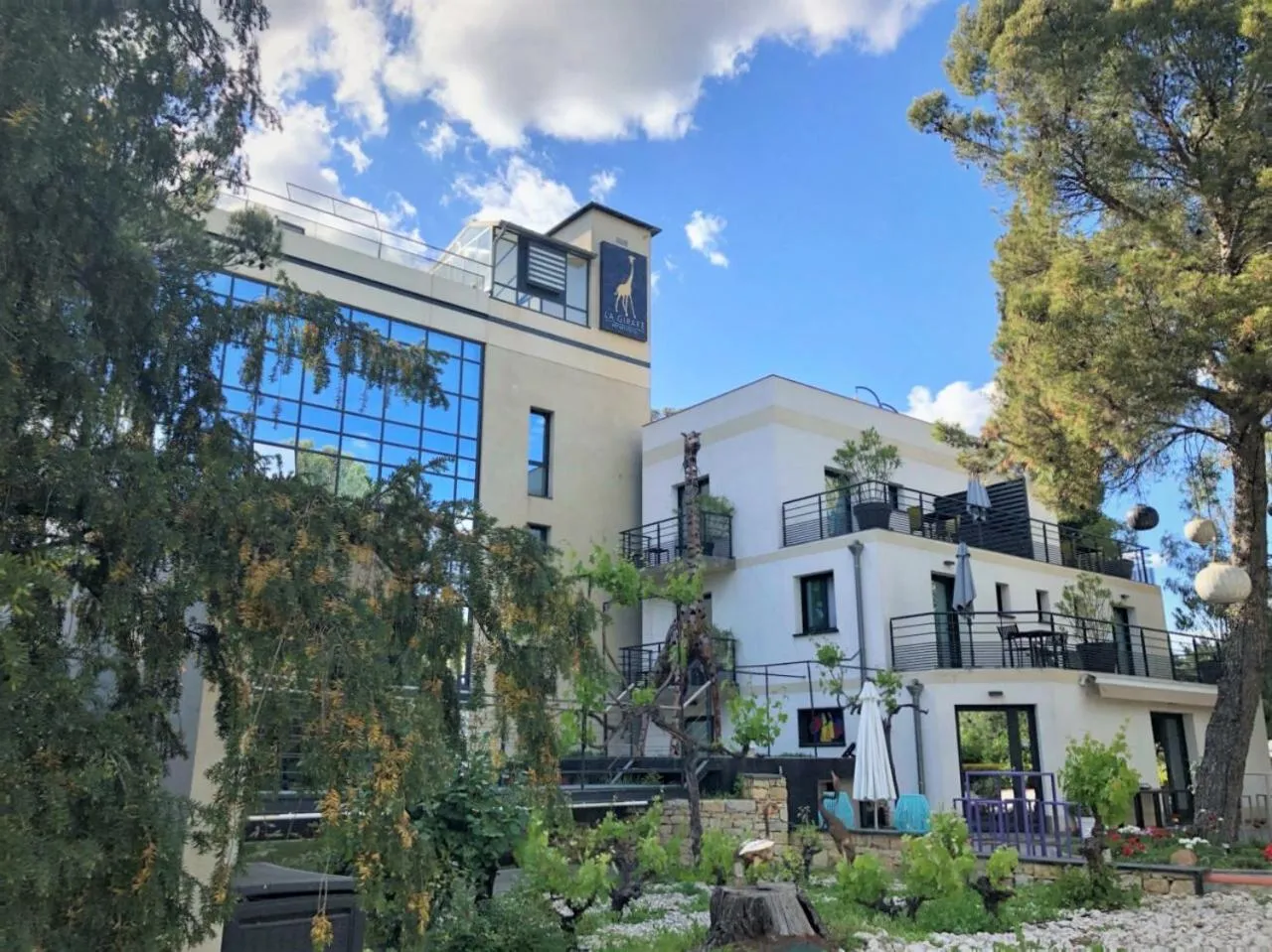 Property building in Appart' Hotel La Girafe Marseille Est - Porte d'Aubagne